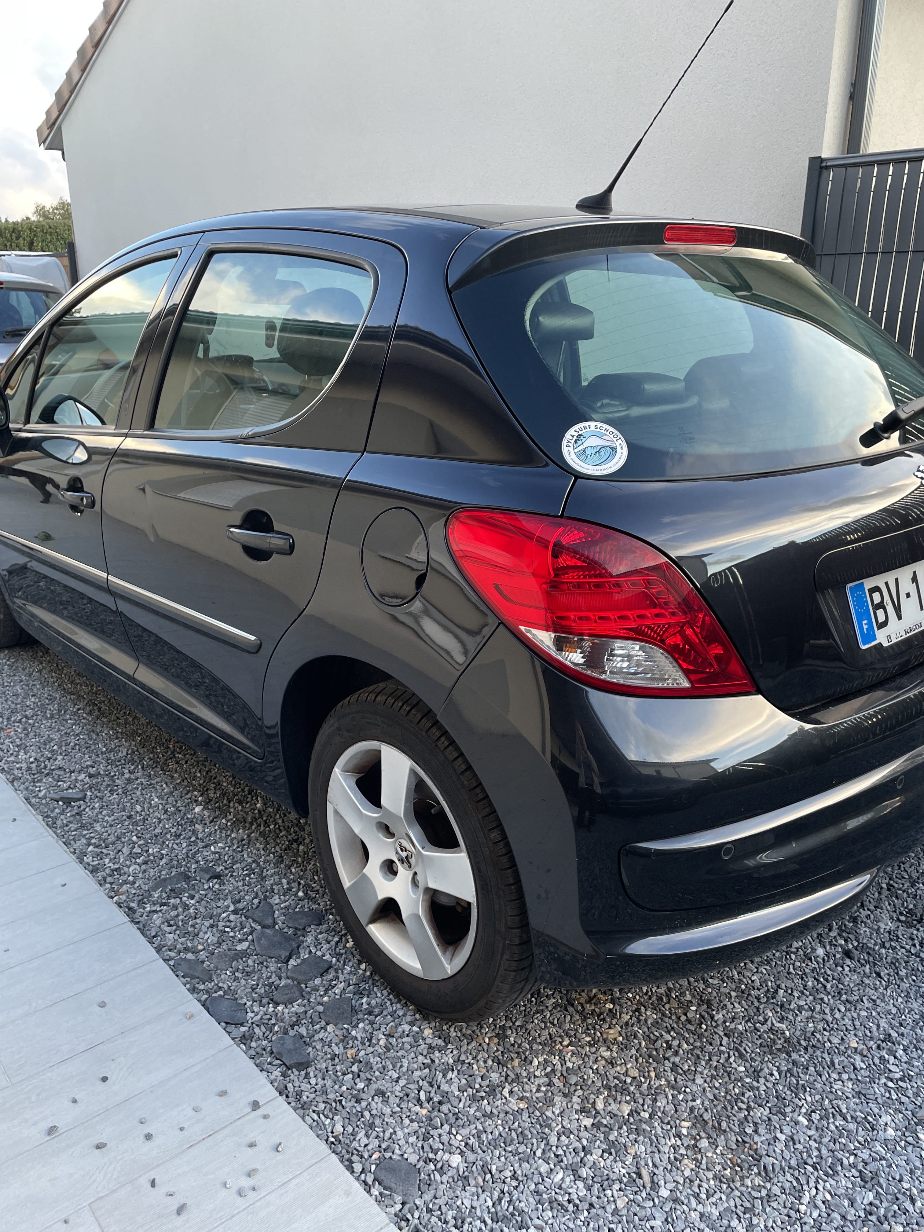 Peugeot 207 avec Attelage