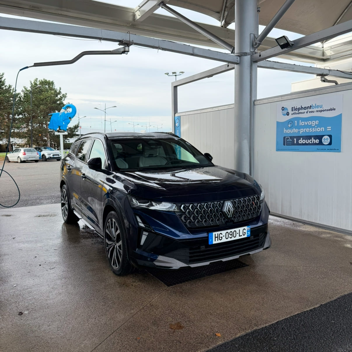 Renault Espace, 2025, Essence 95 / Électrique (hybride), automatique, 7 places