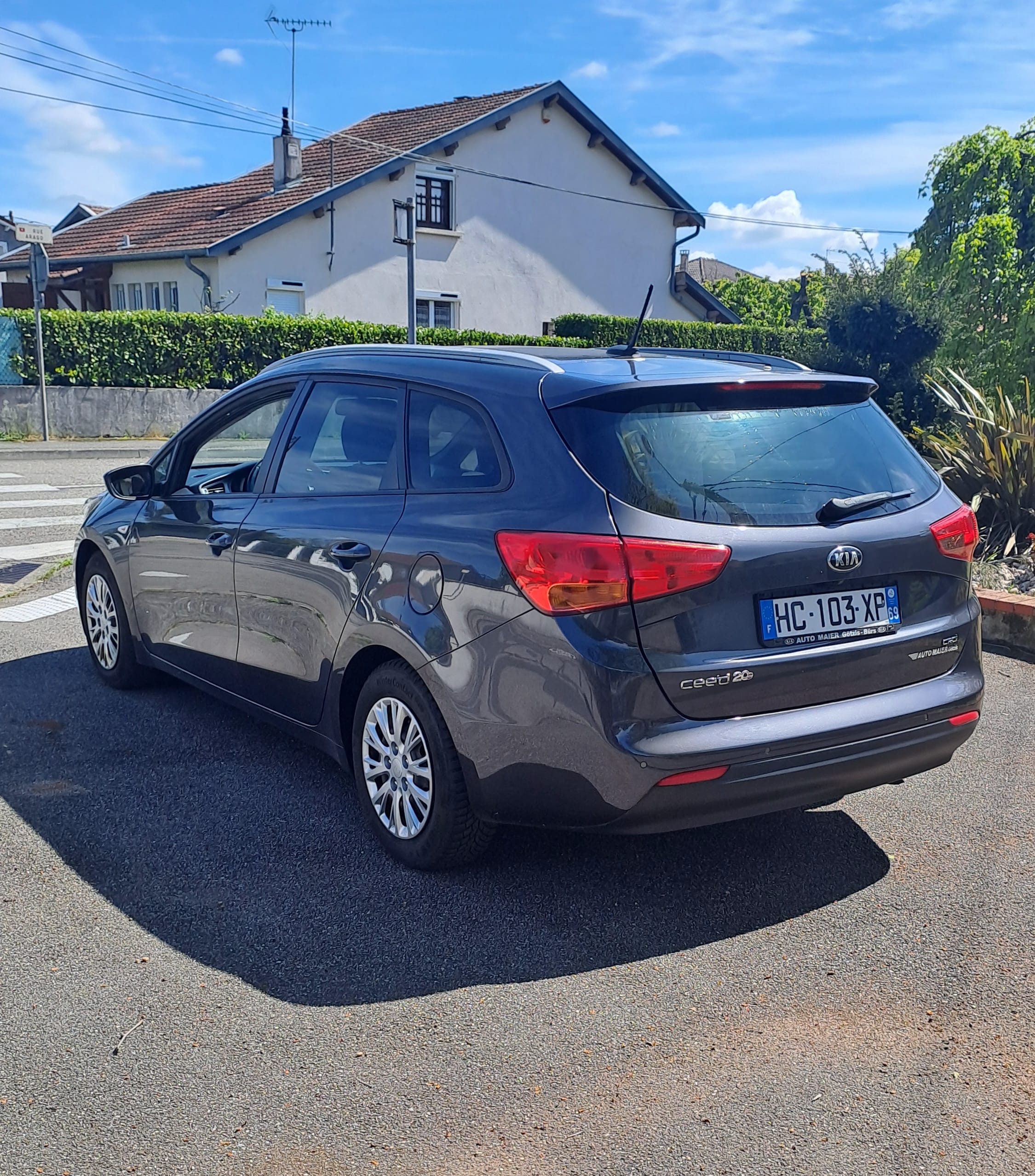 Kia Cee'd SW avec GPS
