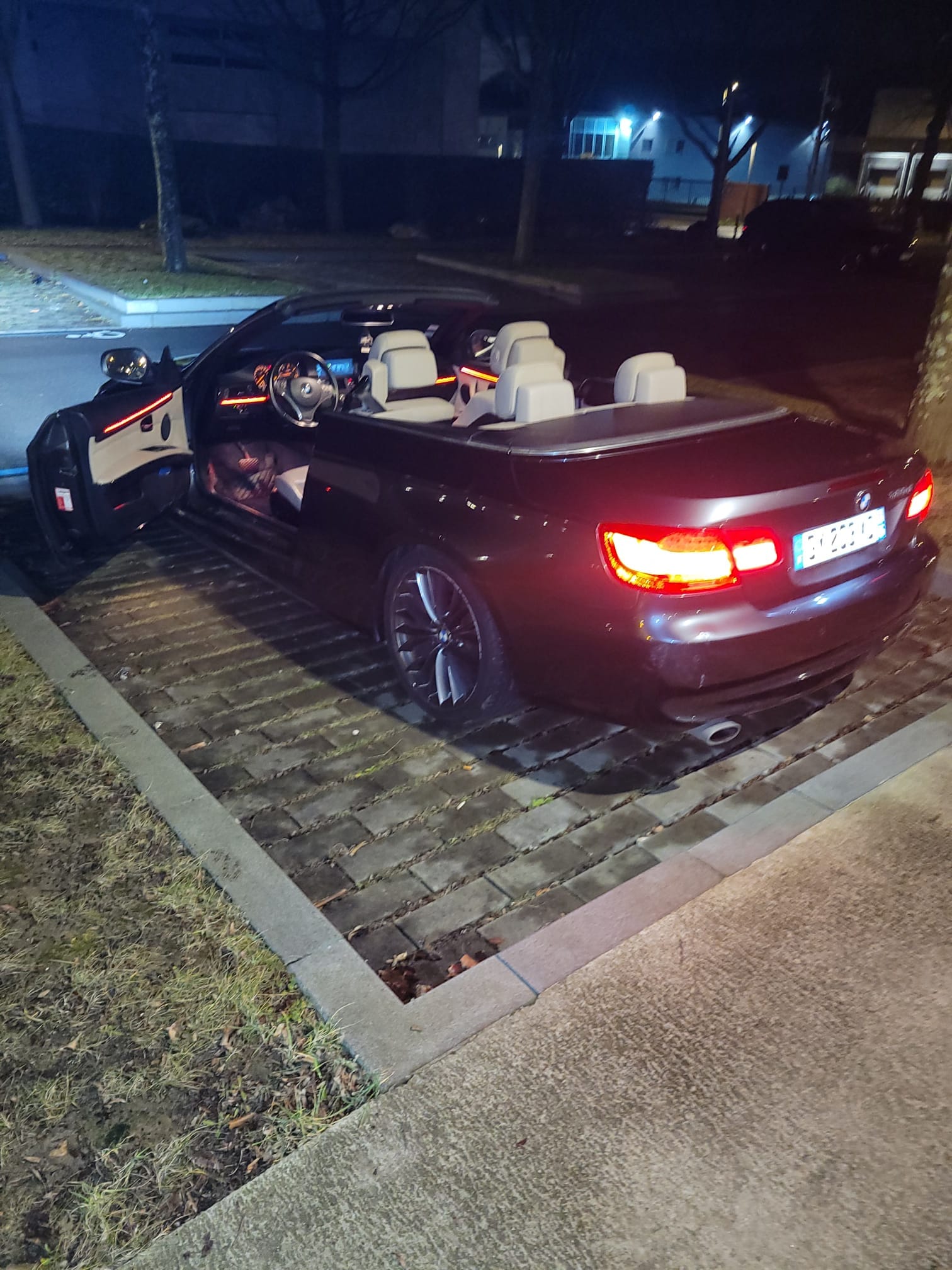 BMW Série 3 Cabriolet avec GPS