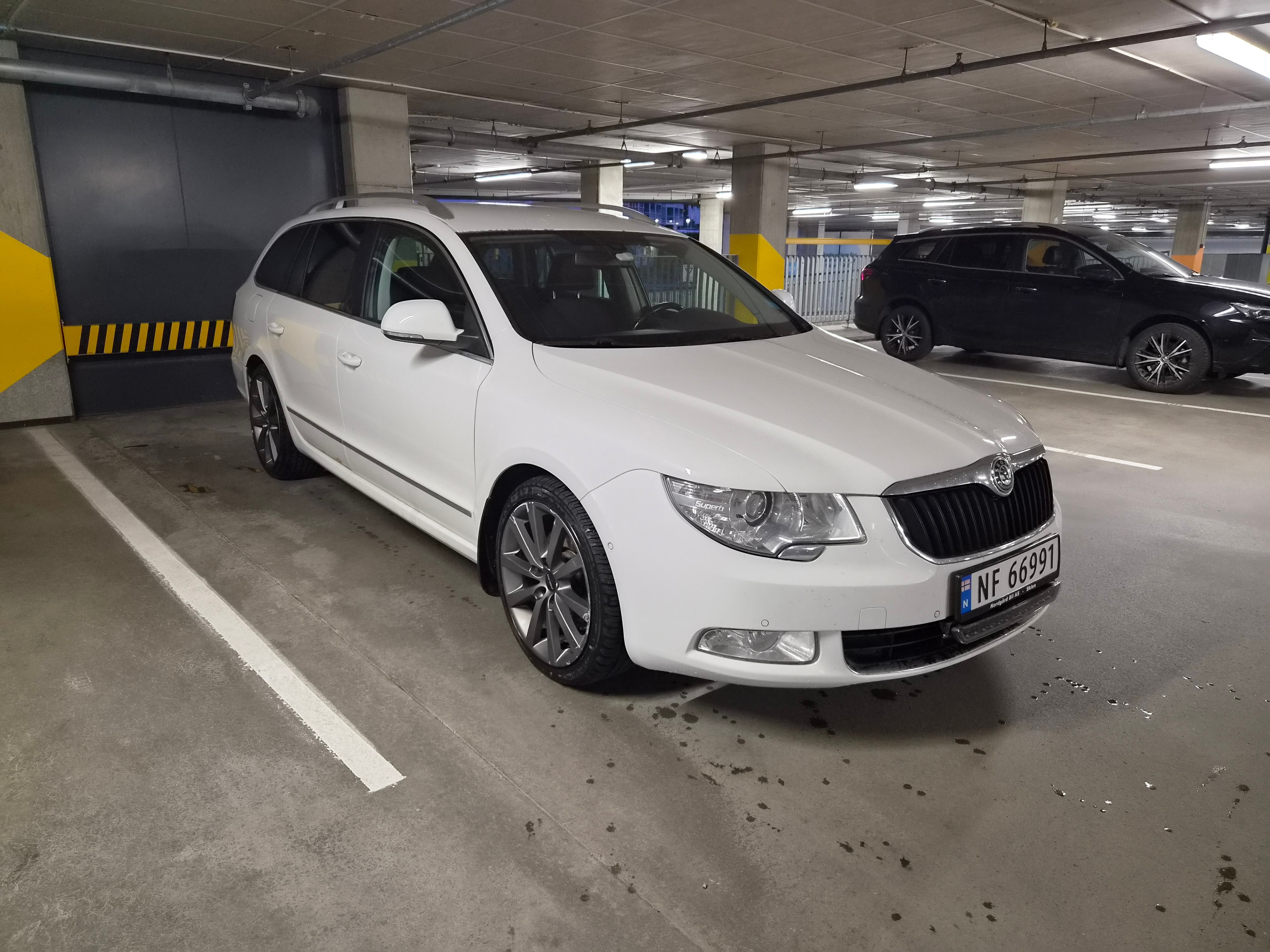 Skoda Superb med Aircondition