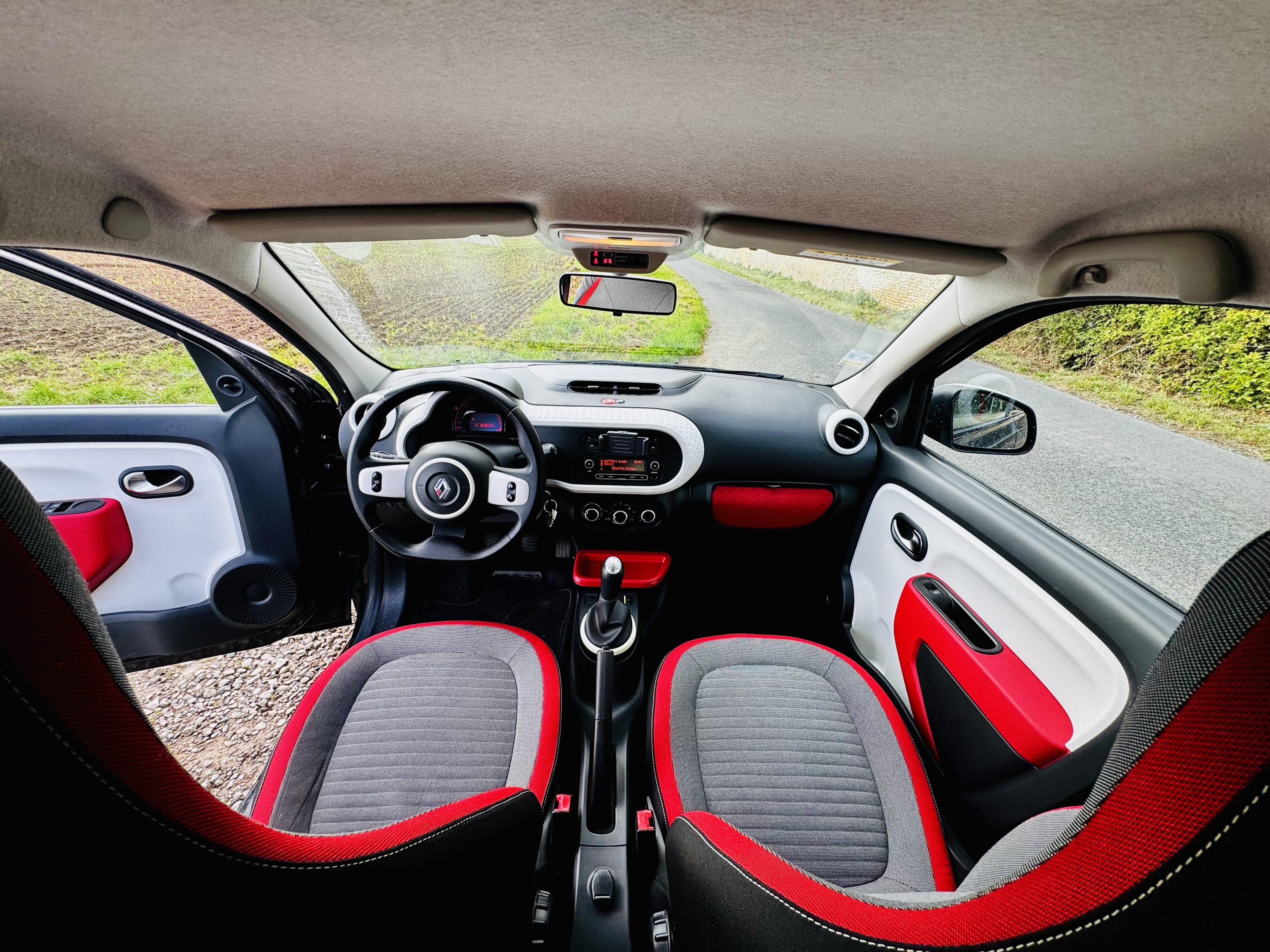 Renault Twingo III 1.0L 70ch avec Siège bébé