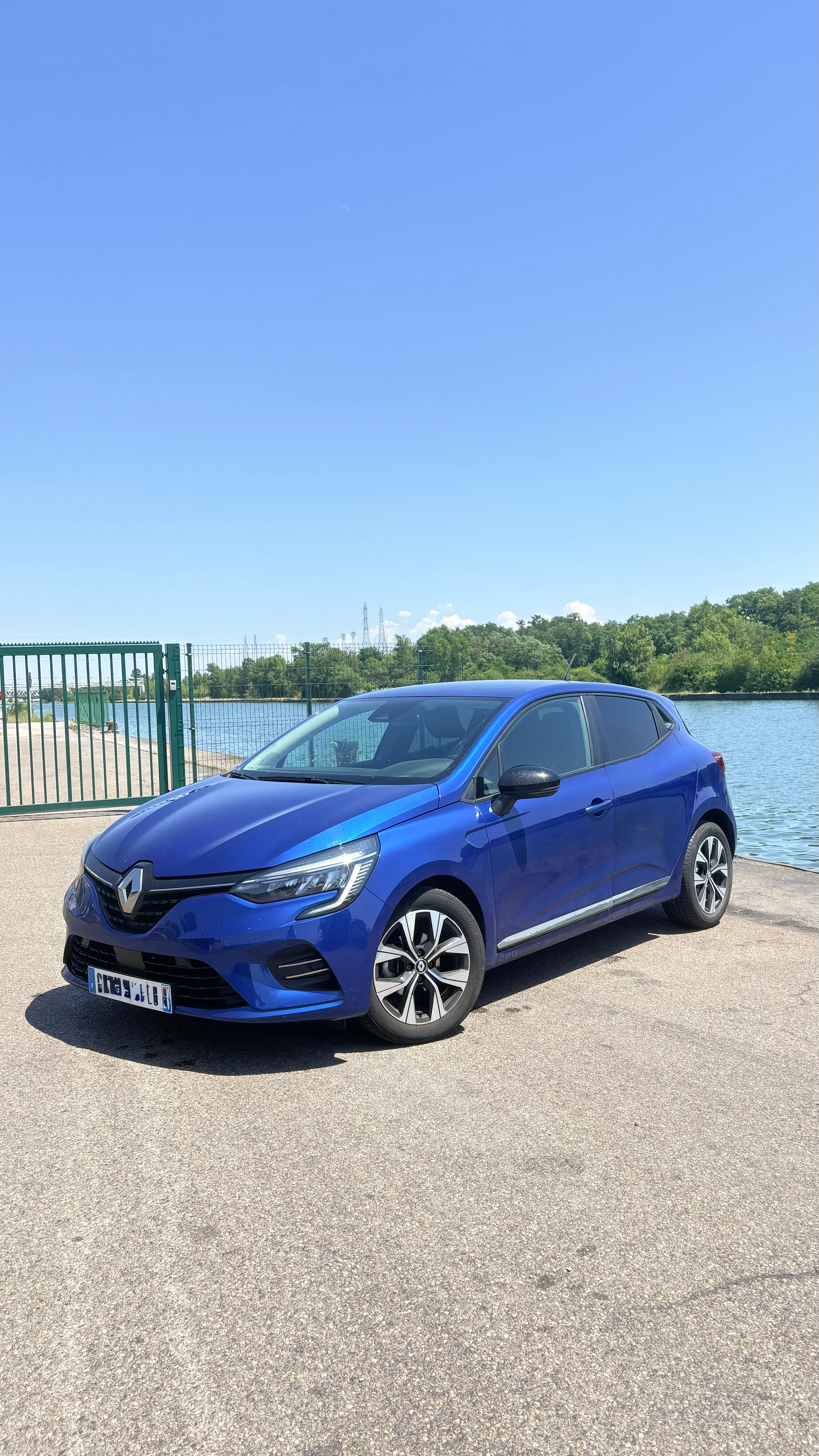 Renault Clio avec Siège bébé