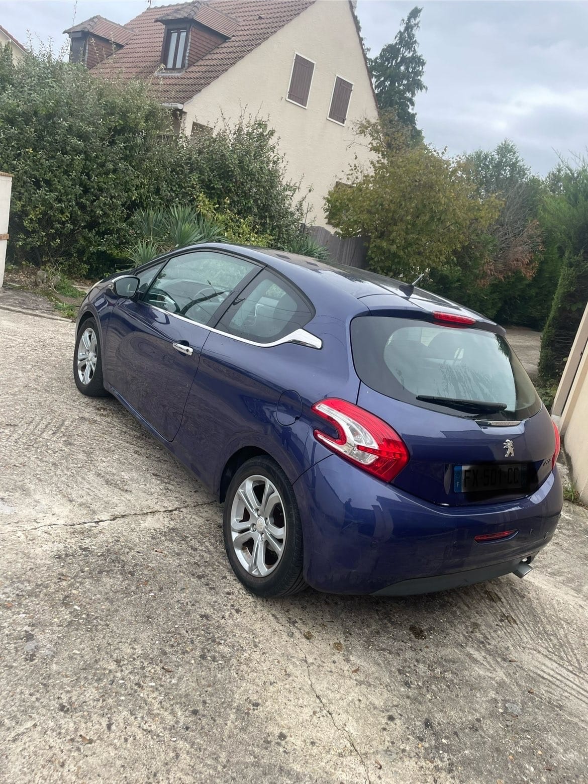 Peugeot 208 avec Climatisation