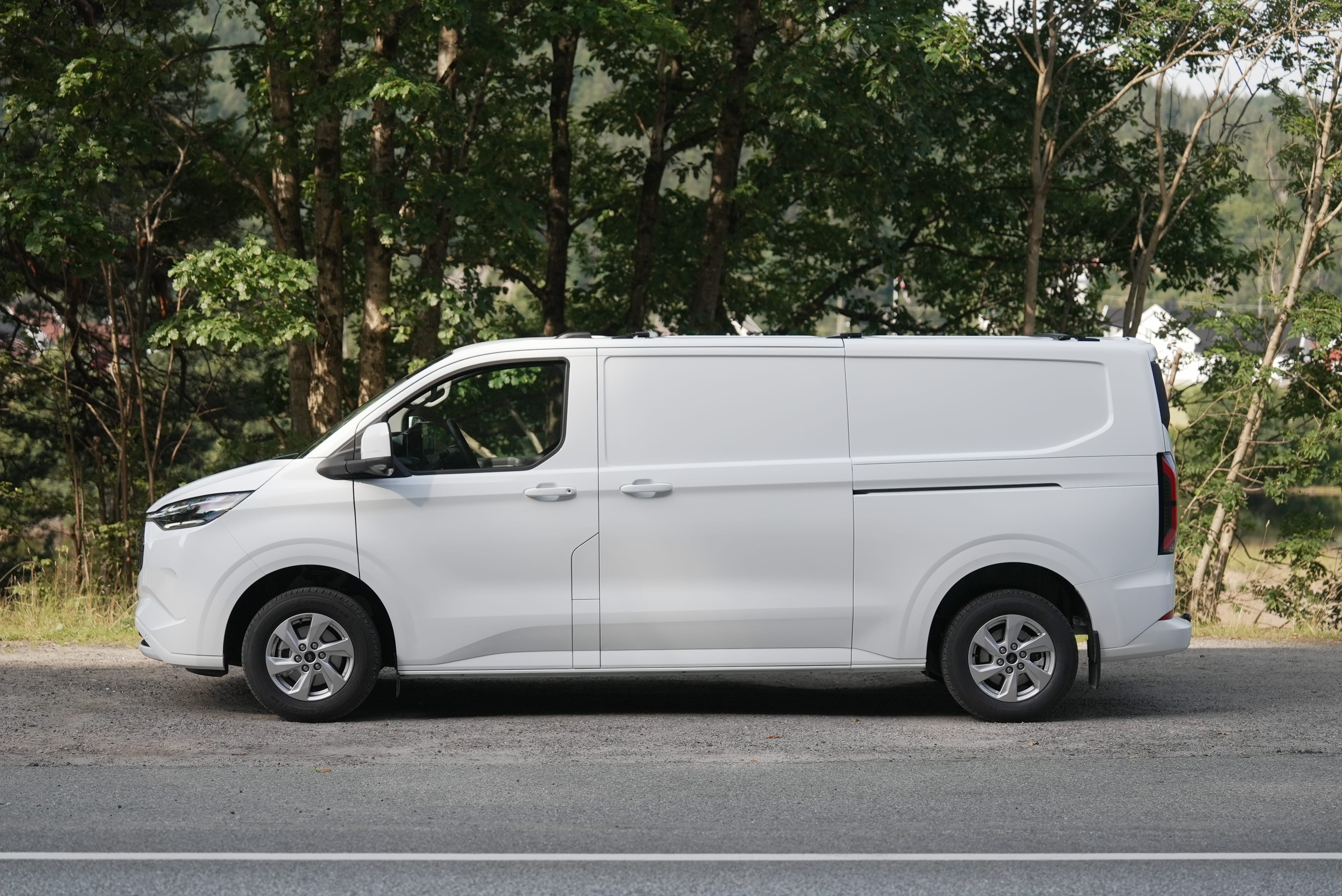 Ford Transit Custom Varebil med Aircondition