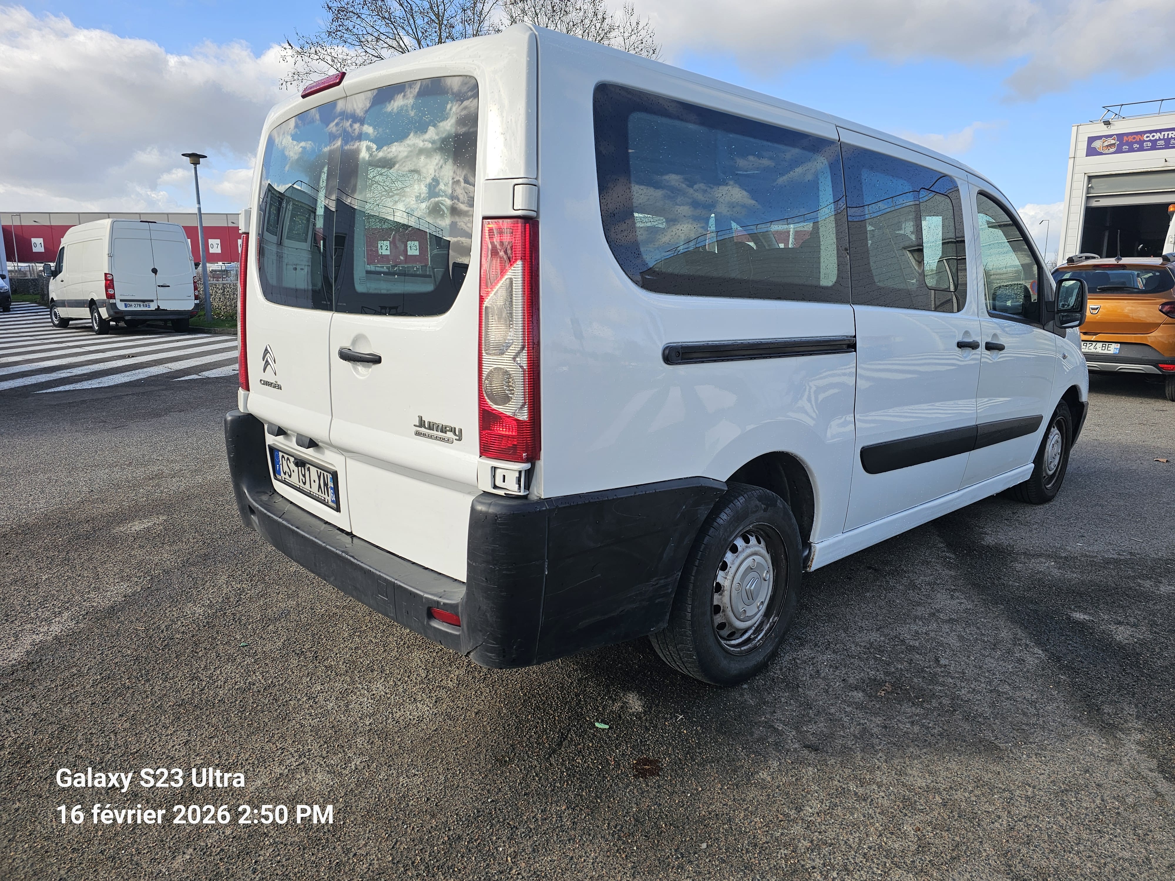Citroen Jumpy Multispace 9 places - coffre rallongé - caméra de recul avec GPS