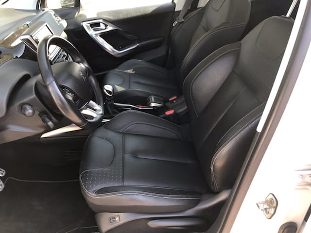 Peugeot 2008 avec GPS
