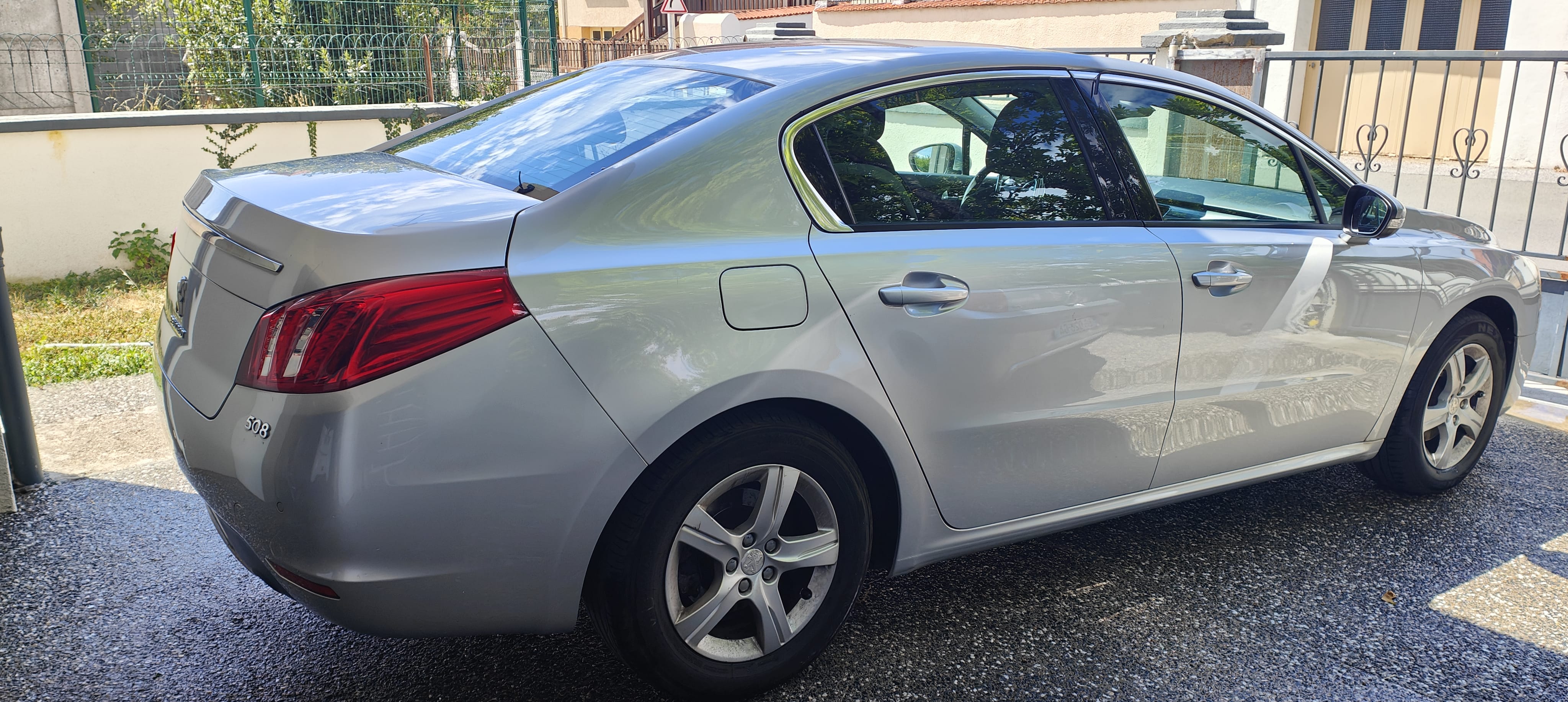 Peugeot 508 1,6 L Blue Hdi avec Climatisation