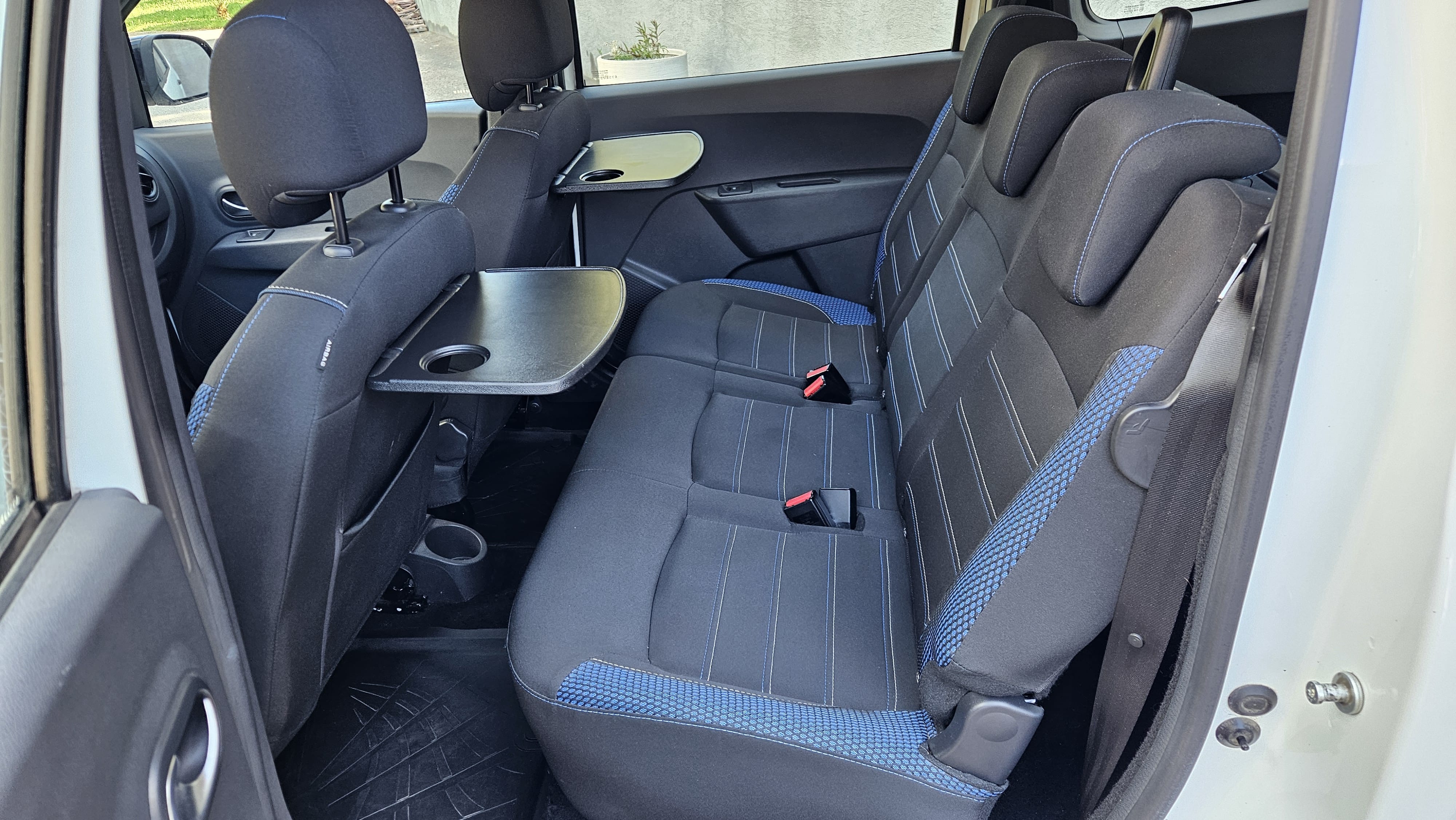 Dacia Lodgy avec Apple CarPlay
