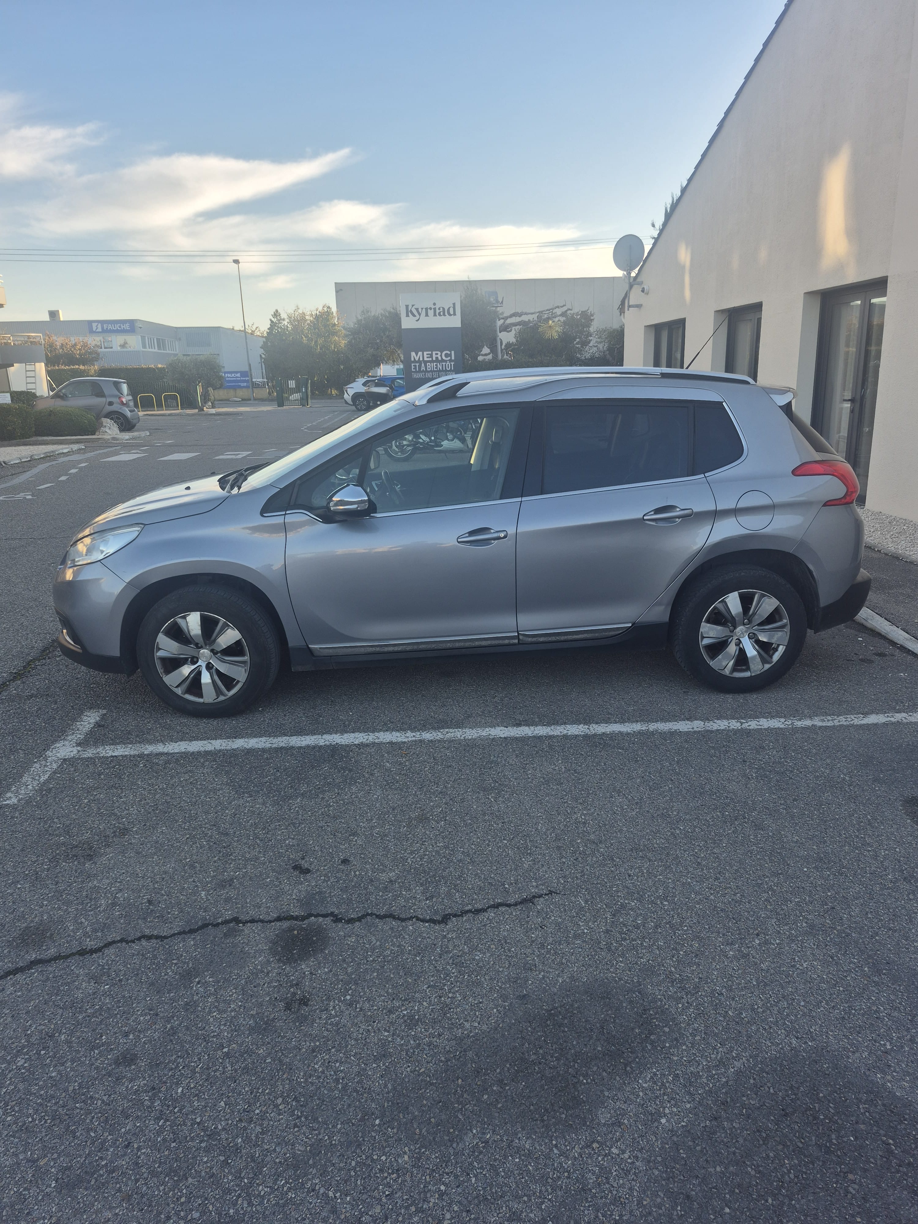 Peugeot 2008 con Aire acondicionado
