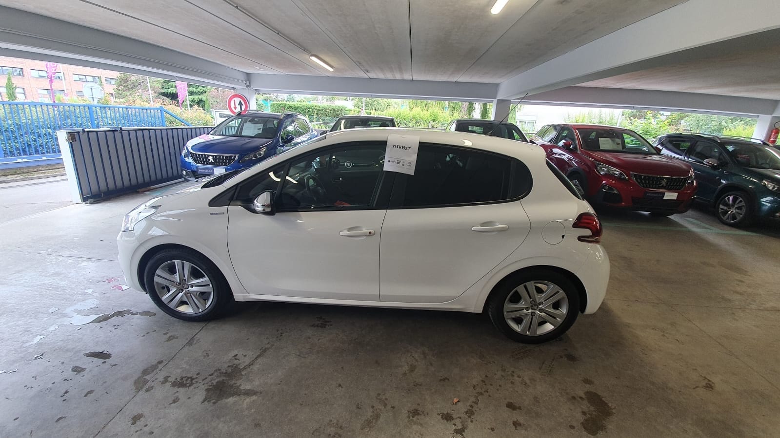 Peugeot 208 avec Climatisation