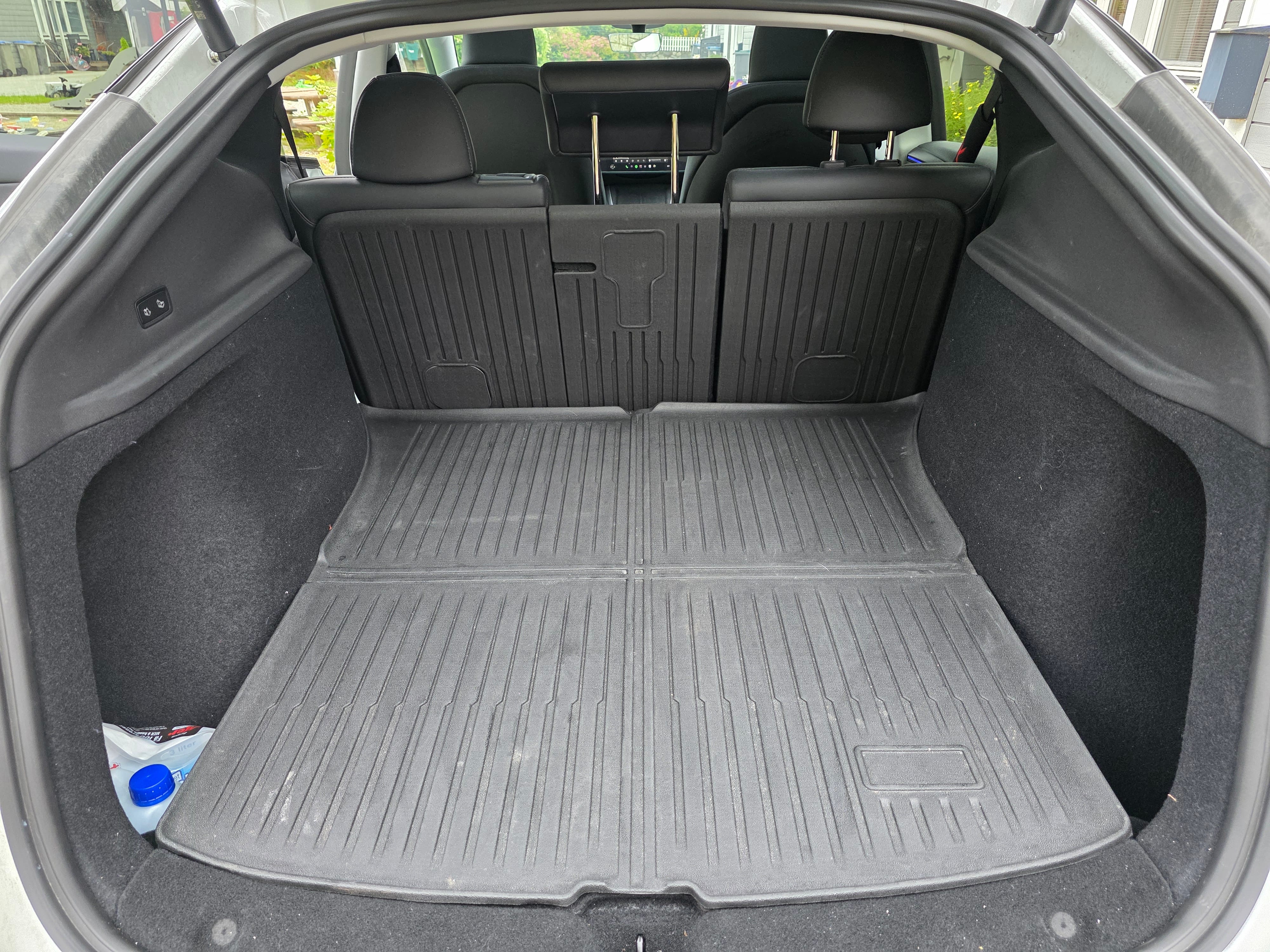 Tesla Model Y Long Range avec Audio Bluetooth