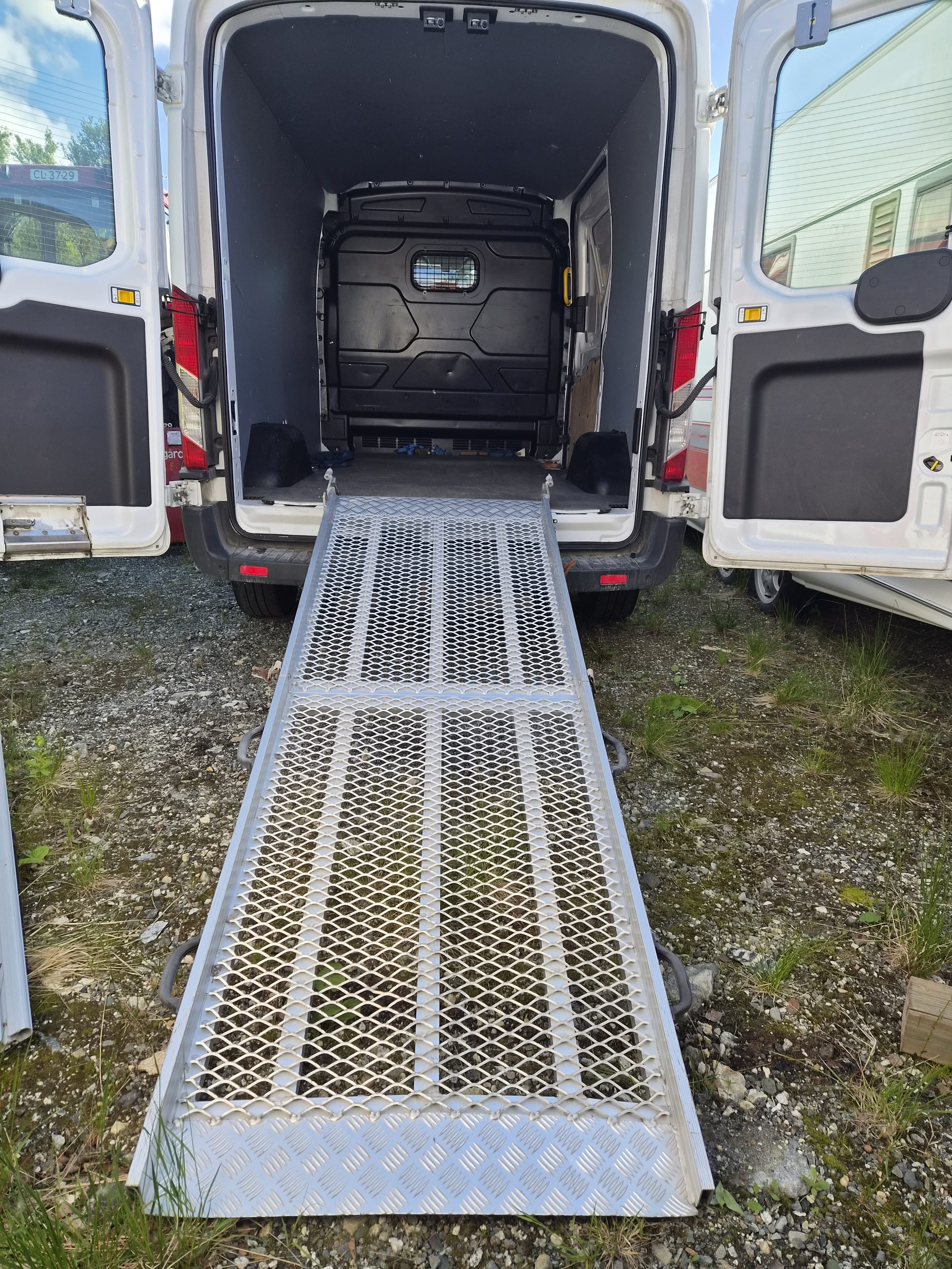 Ford Transit AWD avec GPS