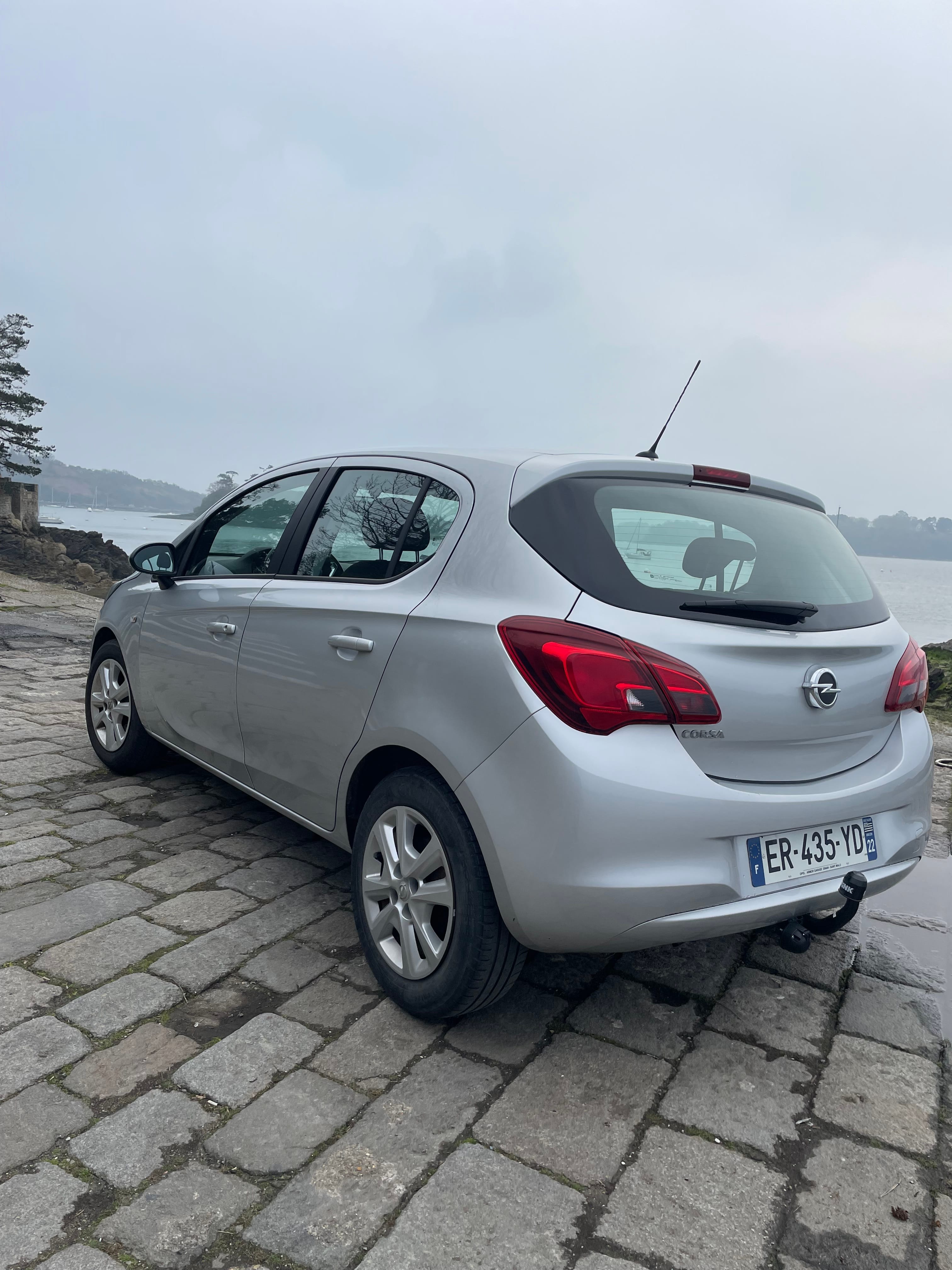 Opel Corsa Essence E85 avec Régulateur de vitesse