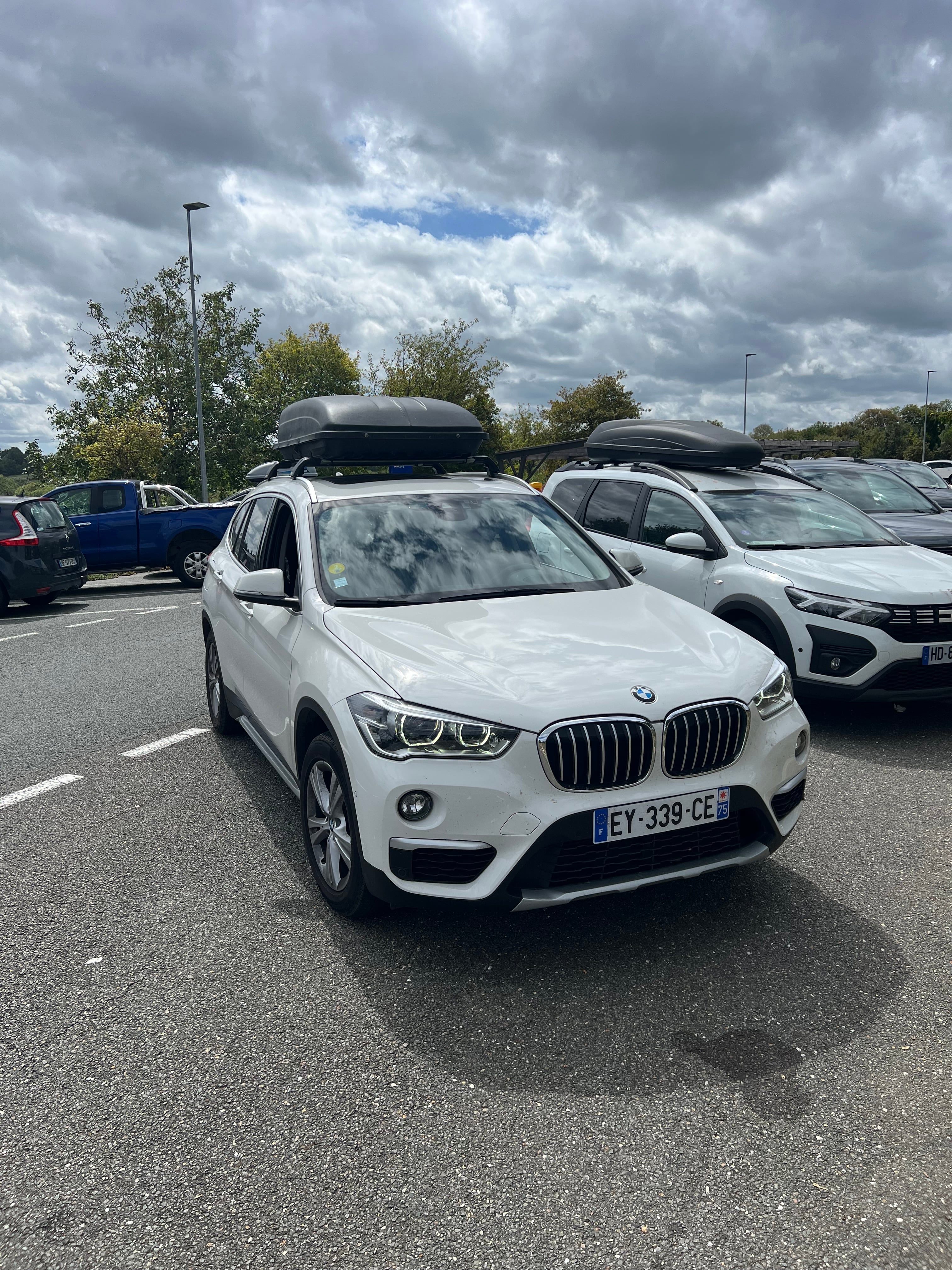 BMW X1 sDrive18d avec GPS