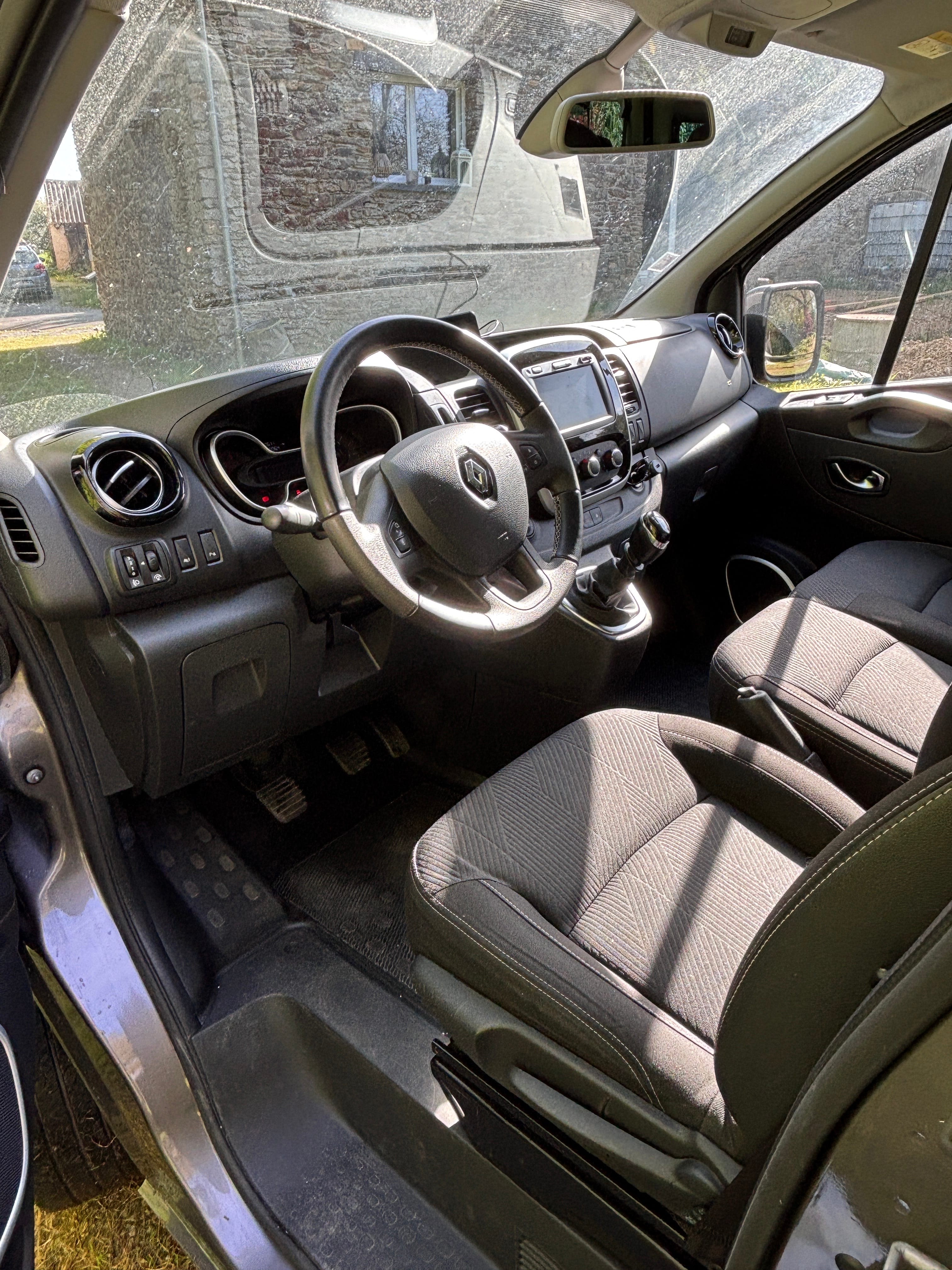 Renault Trafic Passenger avec Android Auto