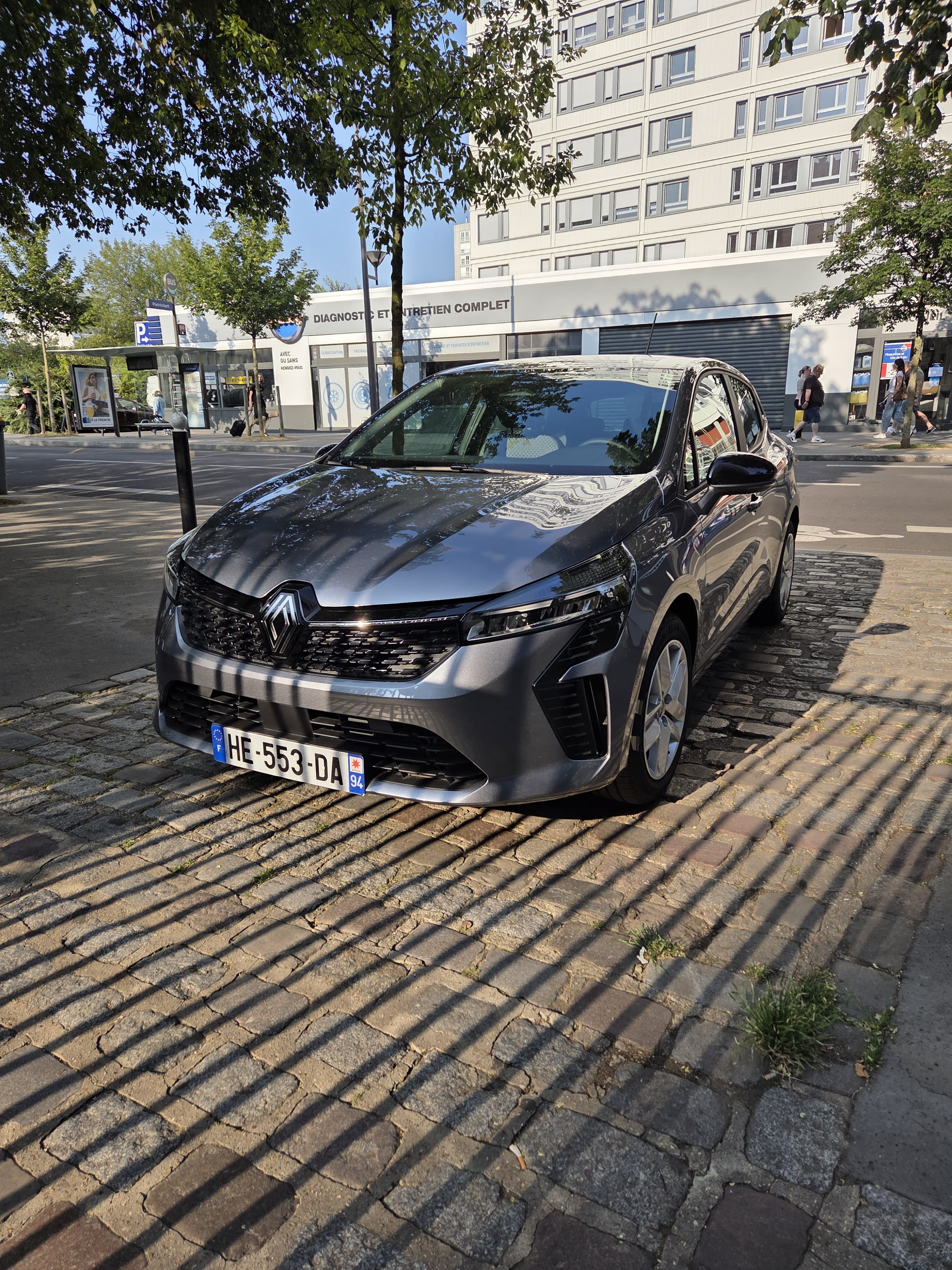 Renault Clio, 2025, Essence 95