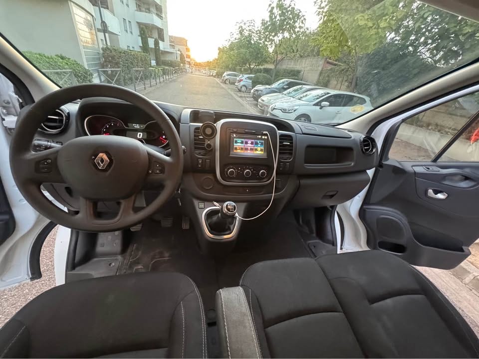 Renault Trafic avec GPS