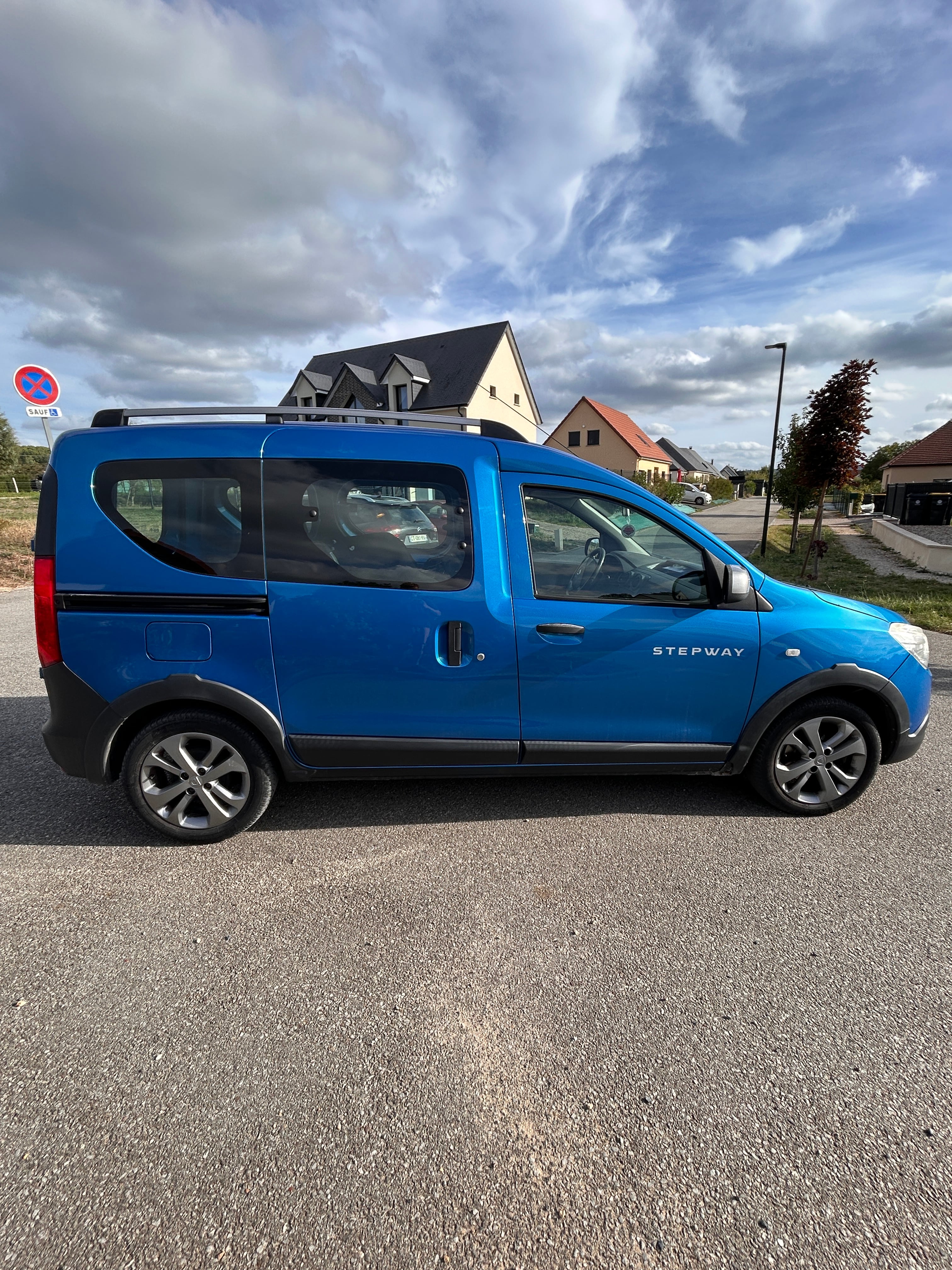 Dacia Dokker Van 1.2 TCe 115ch Stepway avec Entrée audio / iPod