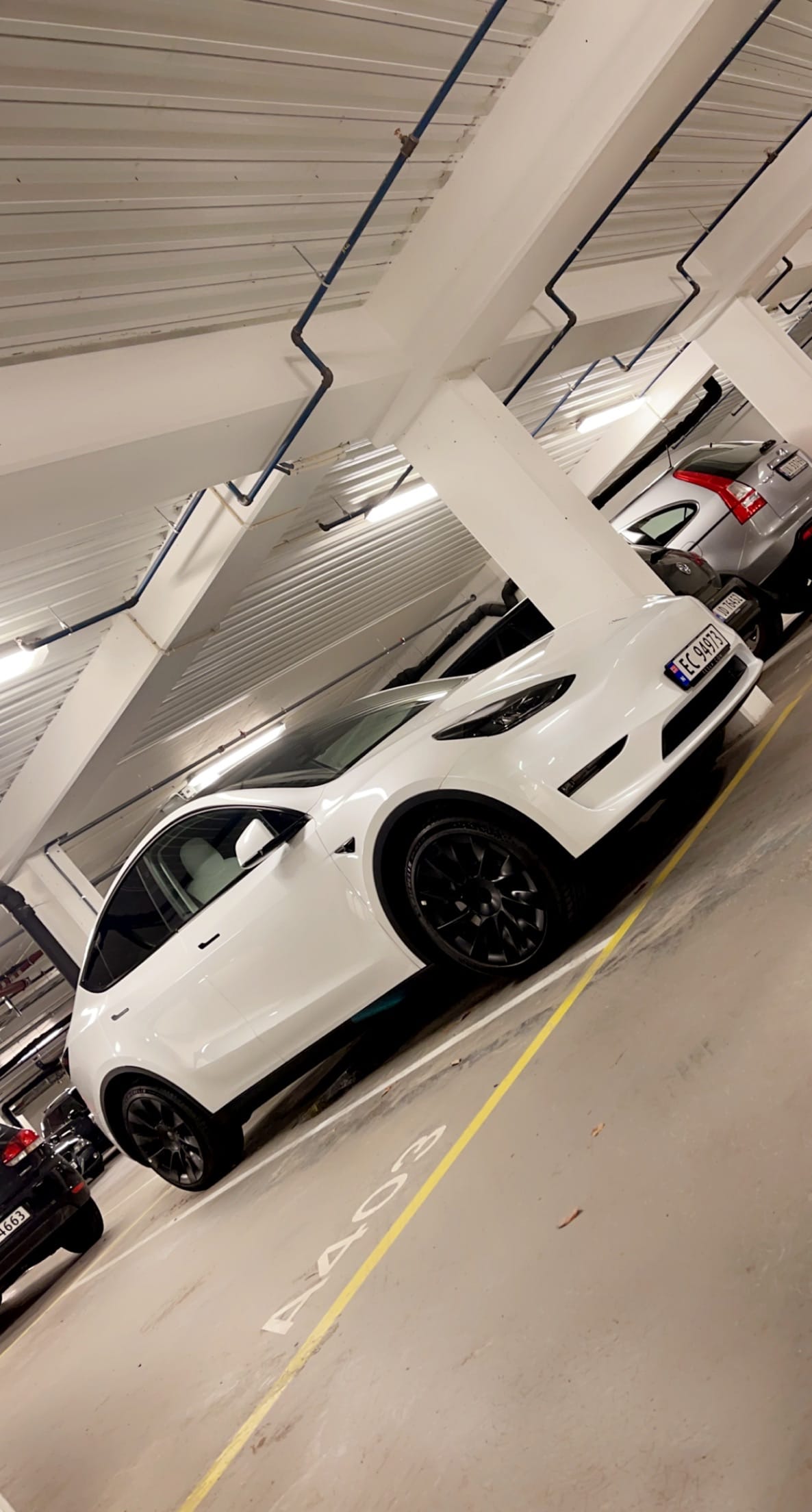 Tesla Model Y Long Range med Aircondition