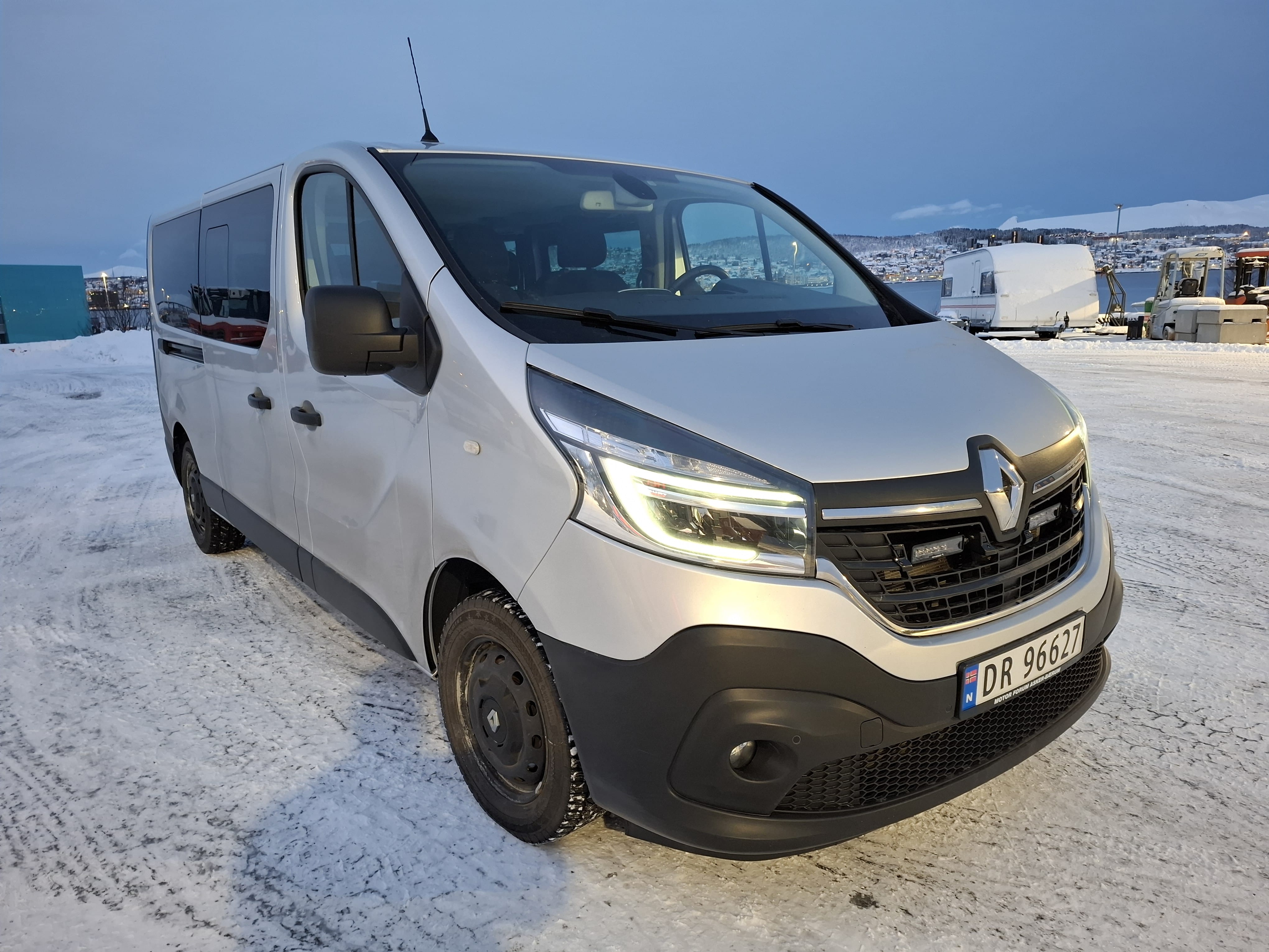 Renault Trafic 9 seter (lang utgave), 2021, Diesel, 9 zitplaatsen en meer