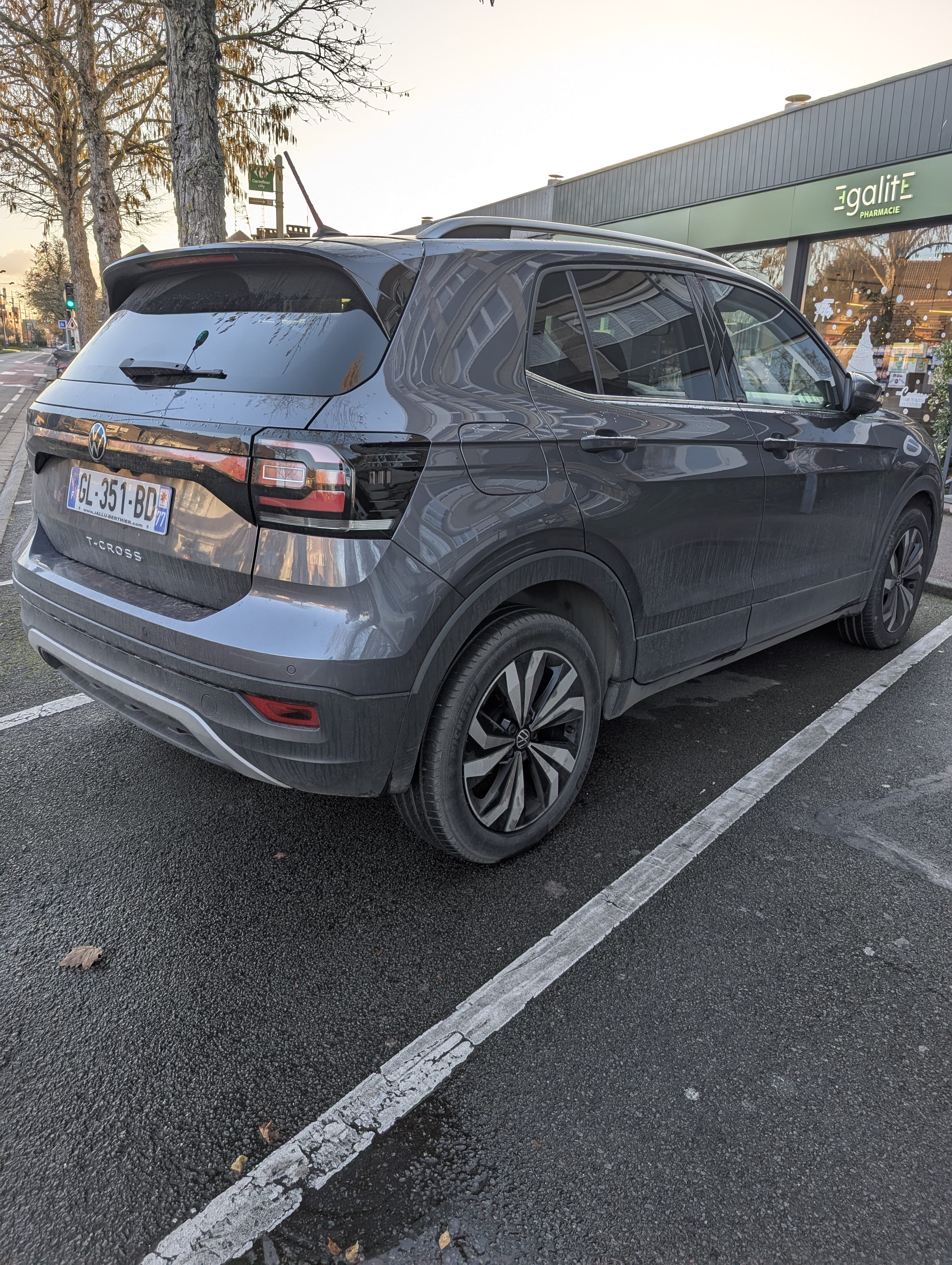 Volkswagen T-Cross avec GPS