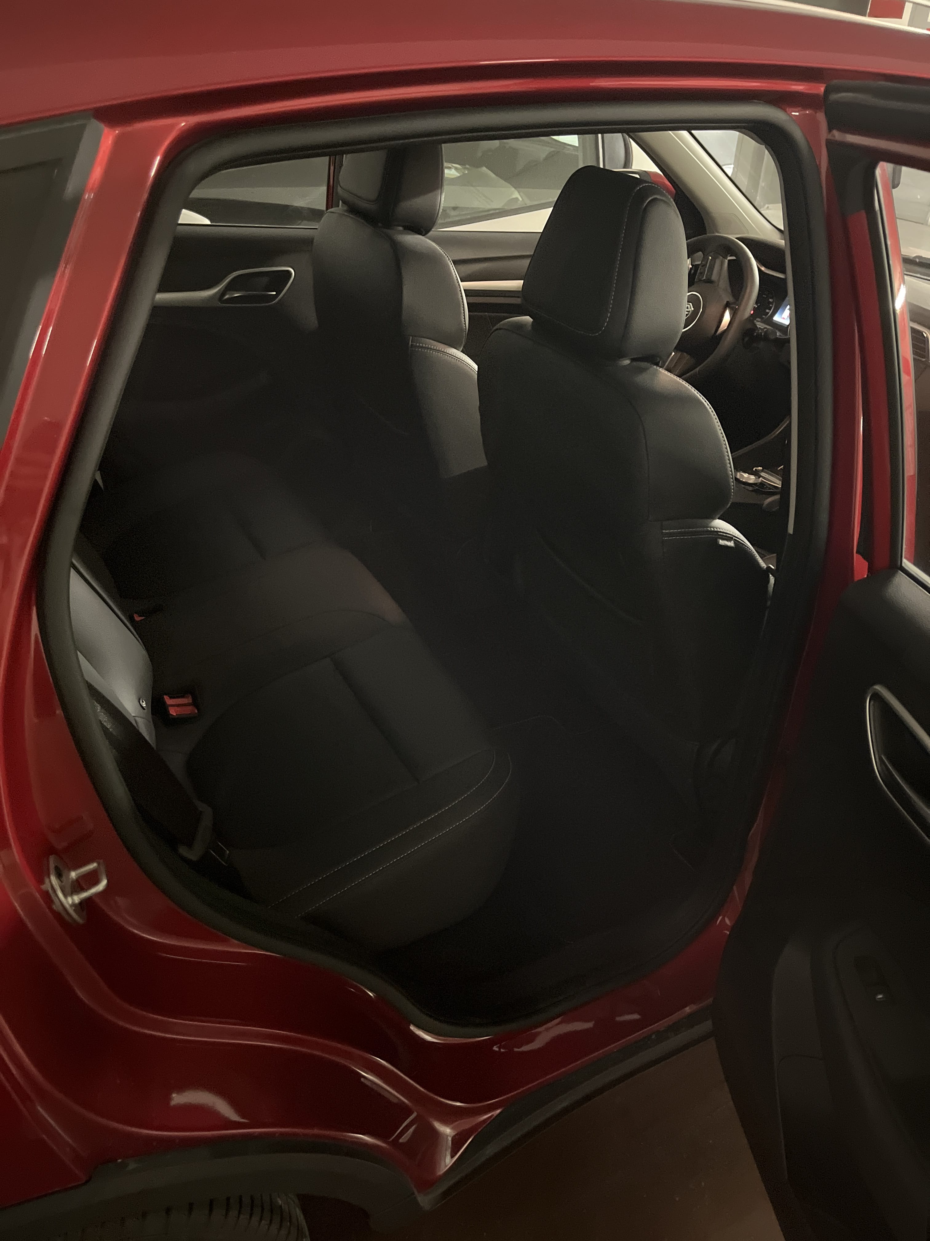 MG ZS EV avec Dashcam