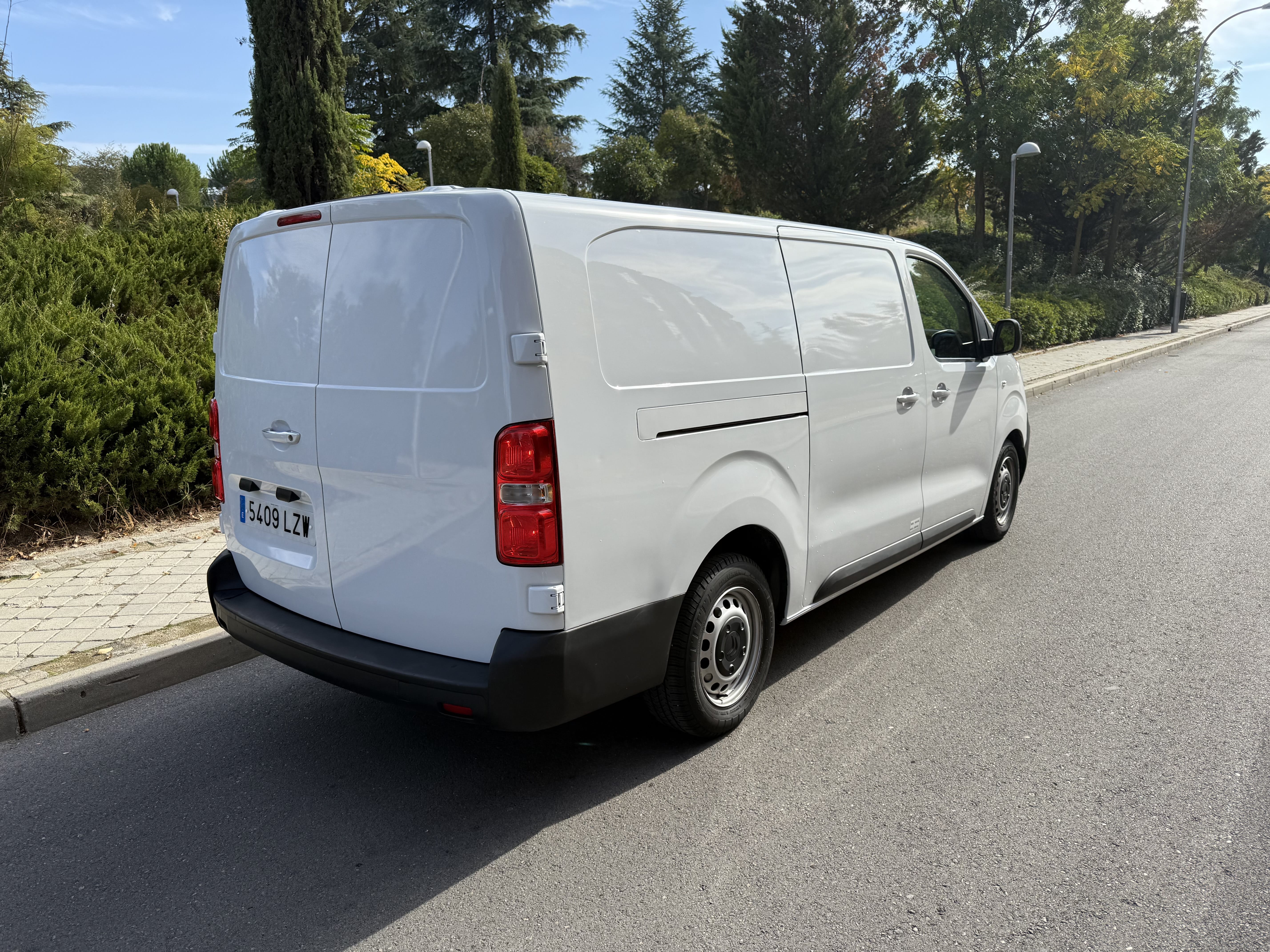 Citroen Jumpy mit Navigationsgerät