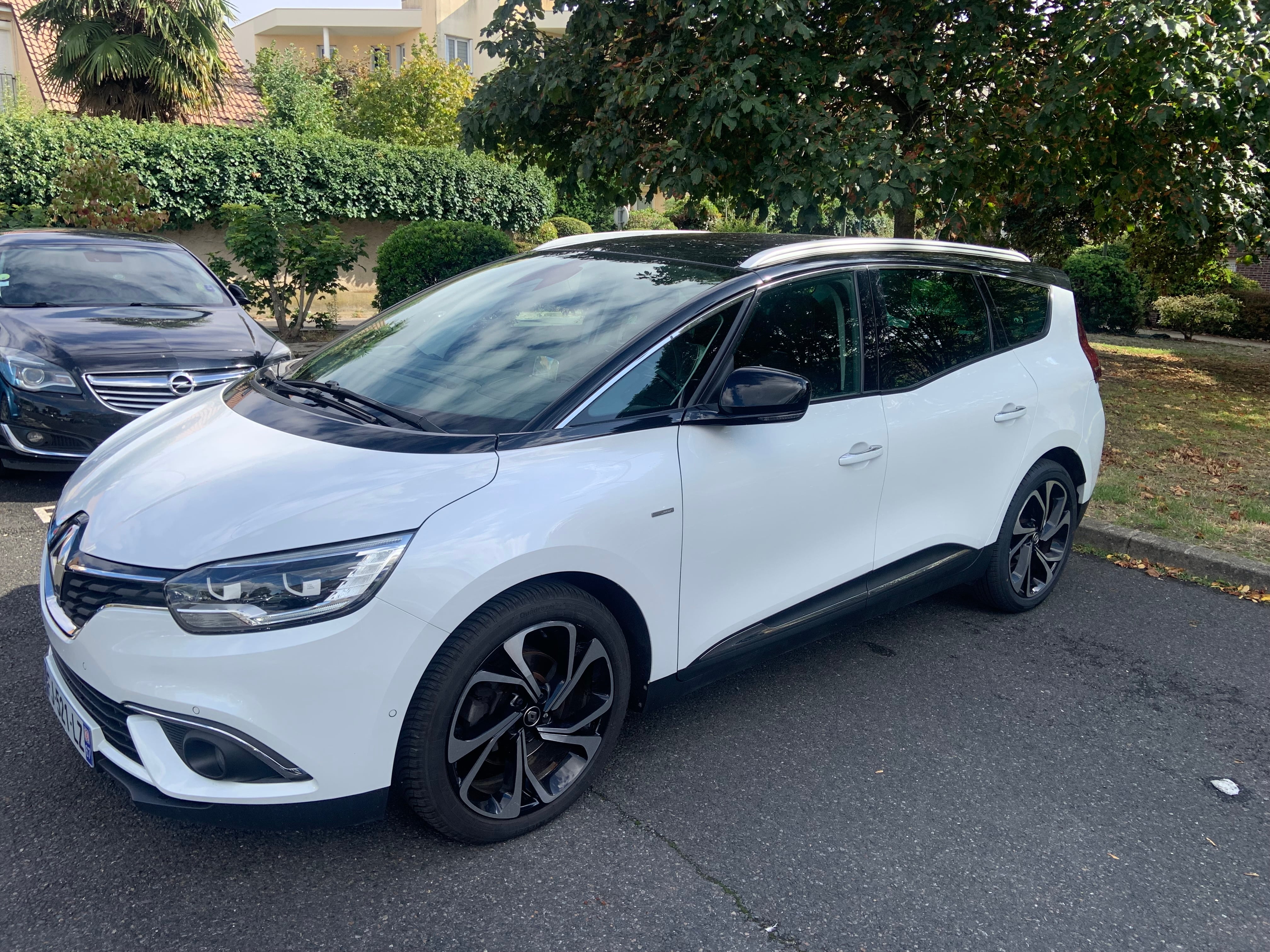 Renault Grand Scenic, 2019, Essence 95, automatique, 7 places
