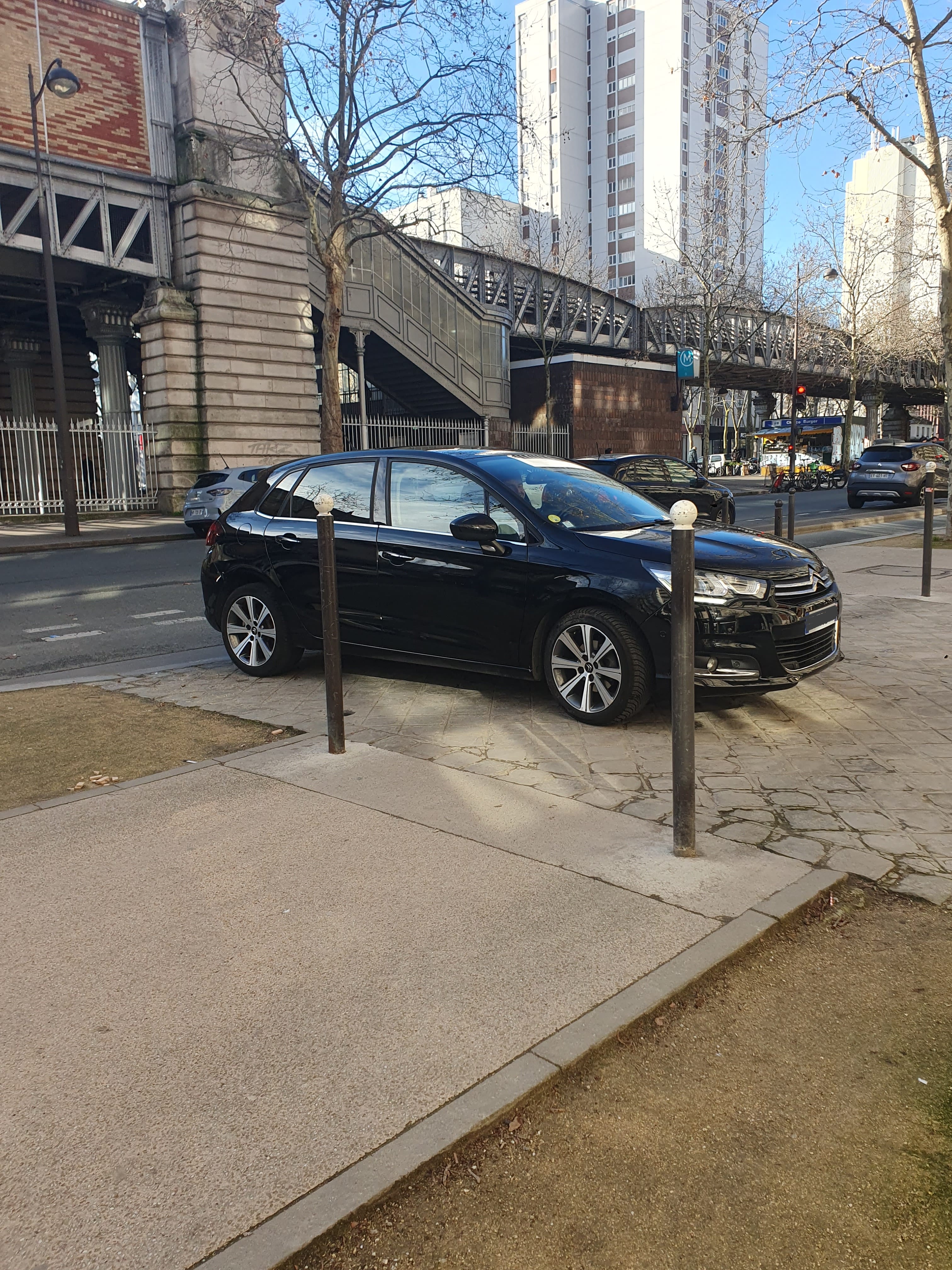 Citroen C4 - Toutes options avec Siège bébé