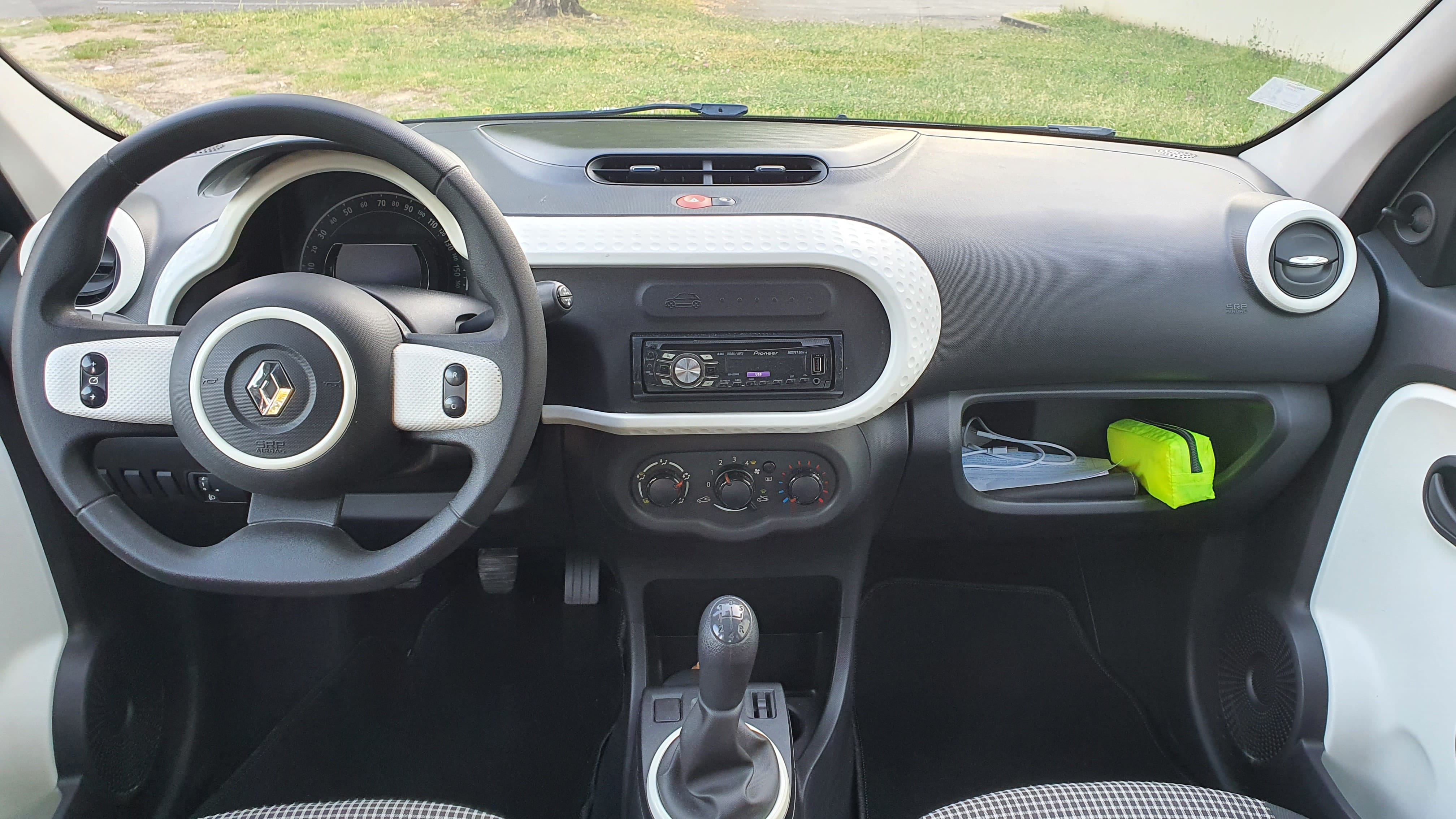 Renault Twingo III avec Audio Bluetooth