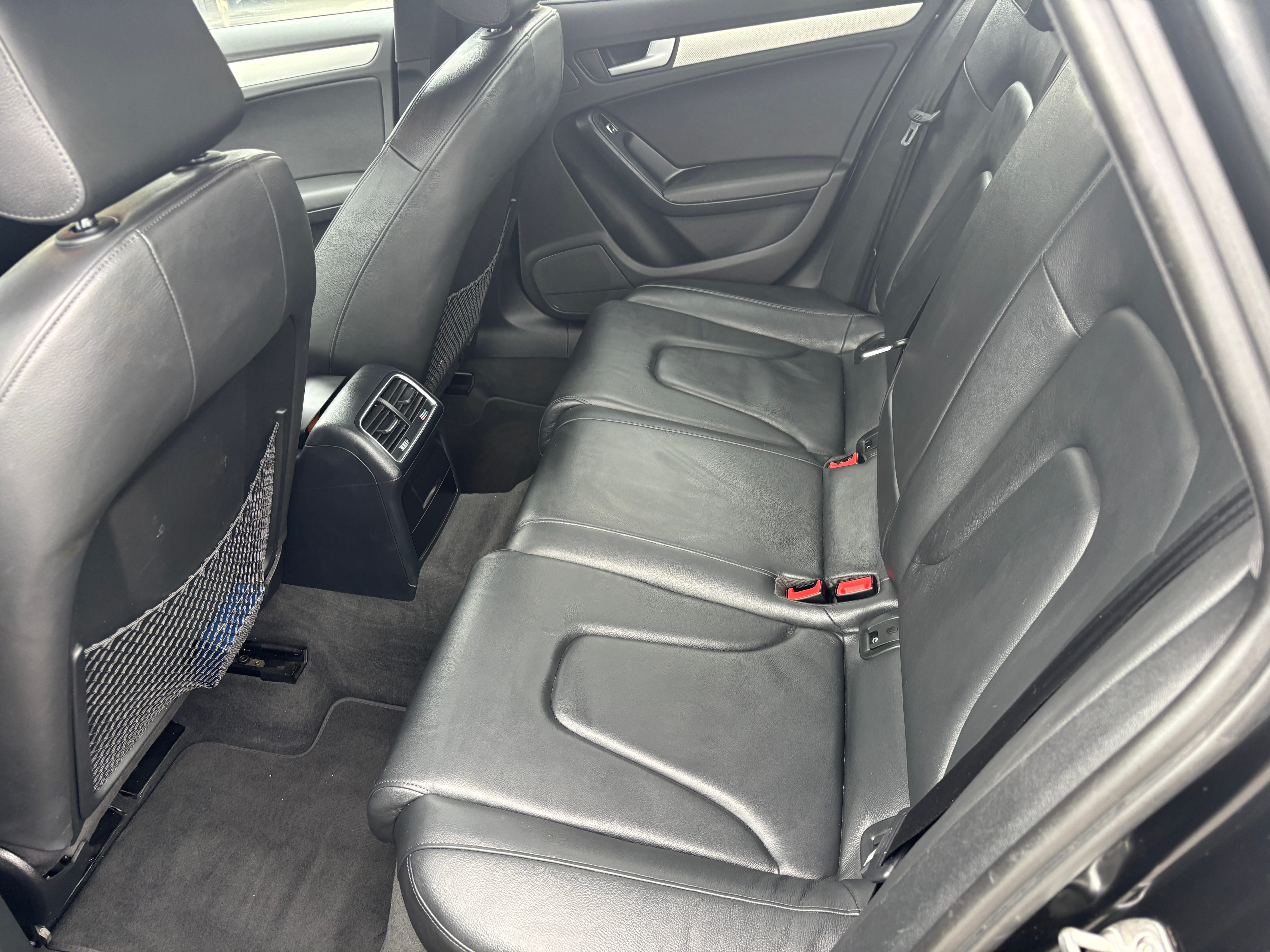Audi A4 2.0T Quattro Premium Plus 2.0 TDI diesel avec Caméra de recul