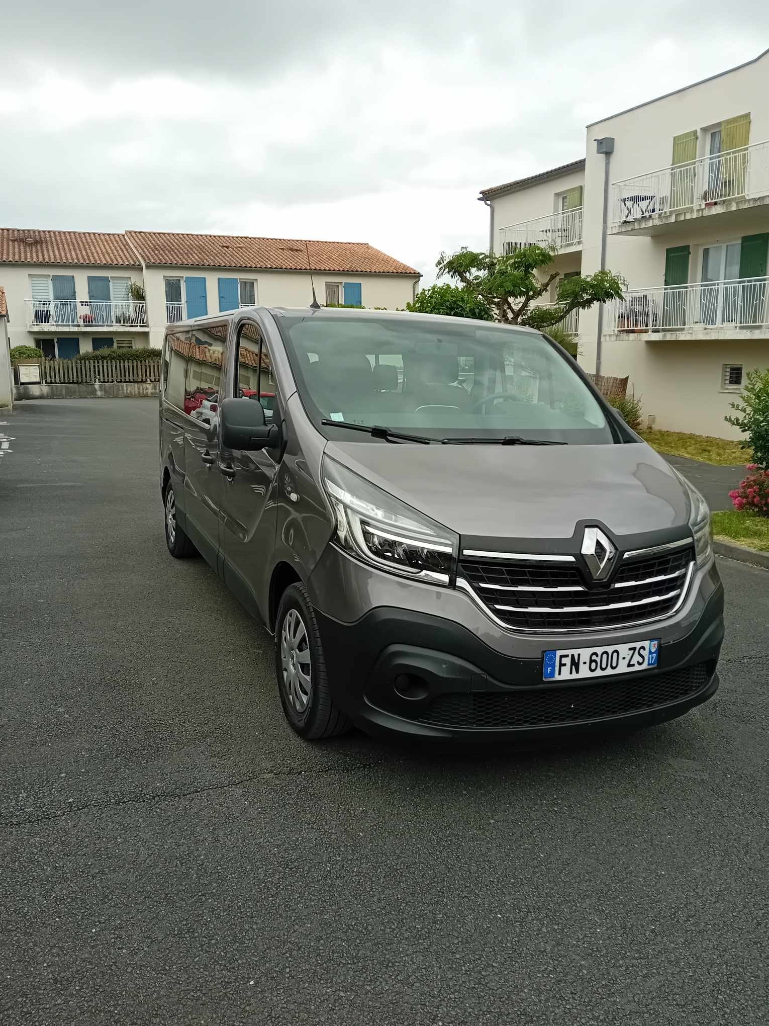 Renault Trafic Passenger, 2020, Diesel, 6 places
