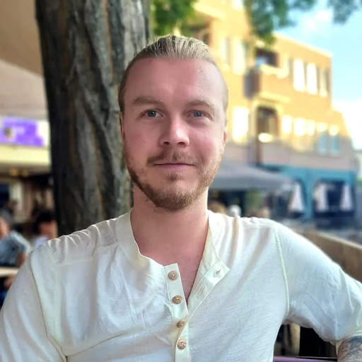 Simon Kjerrgård