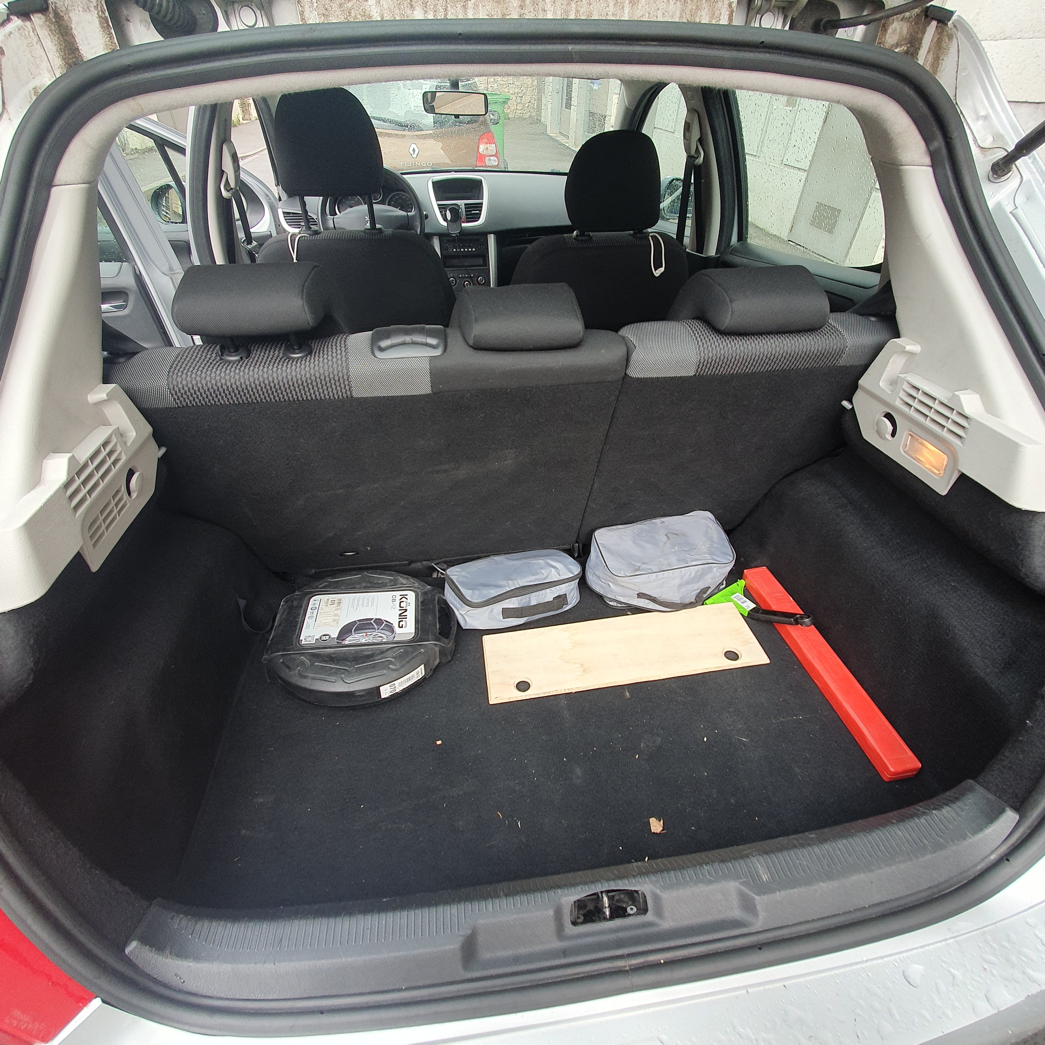 Peugeot 207+