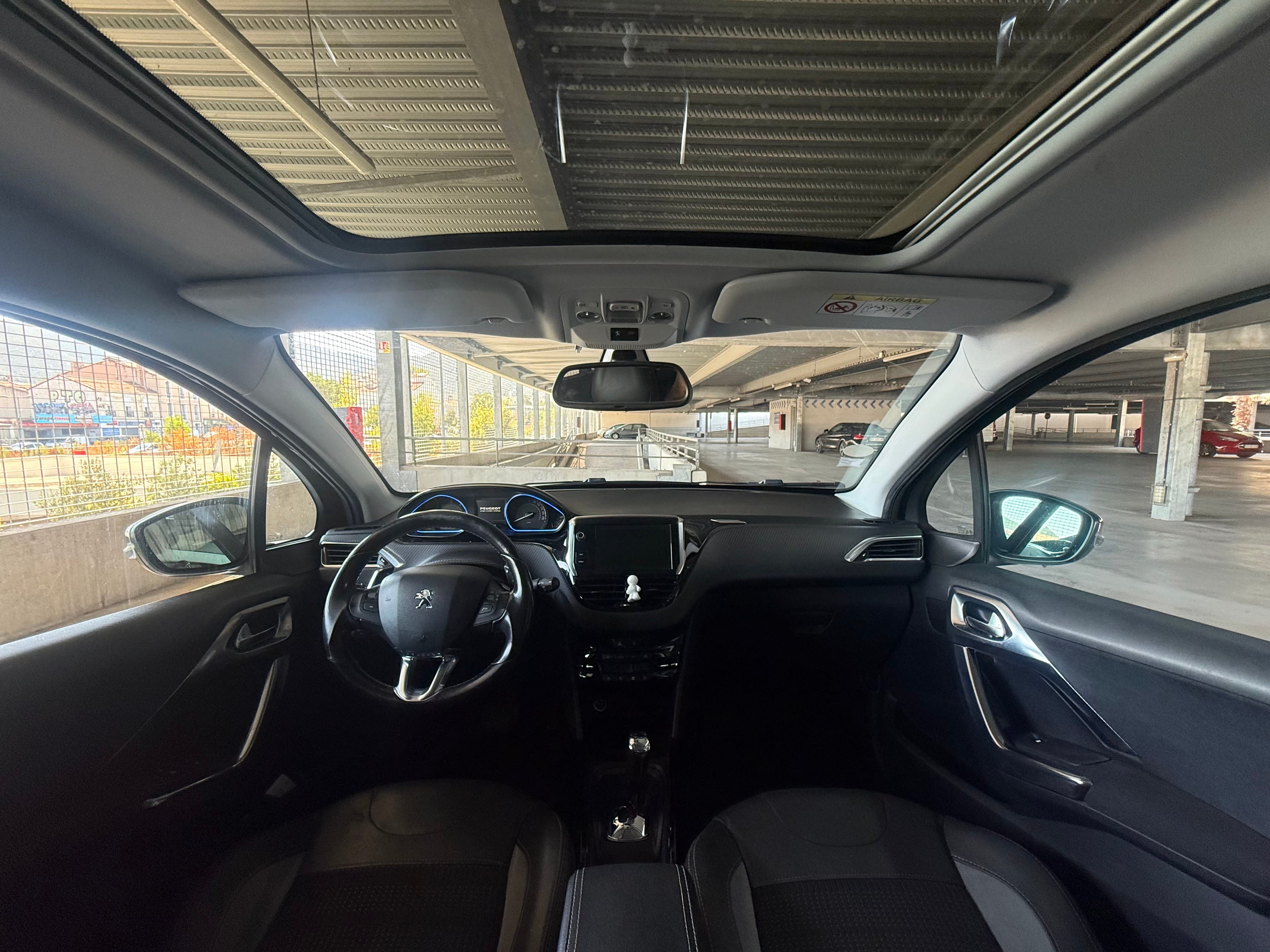 Peugeot 2008 with Cruise control