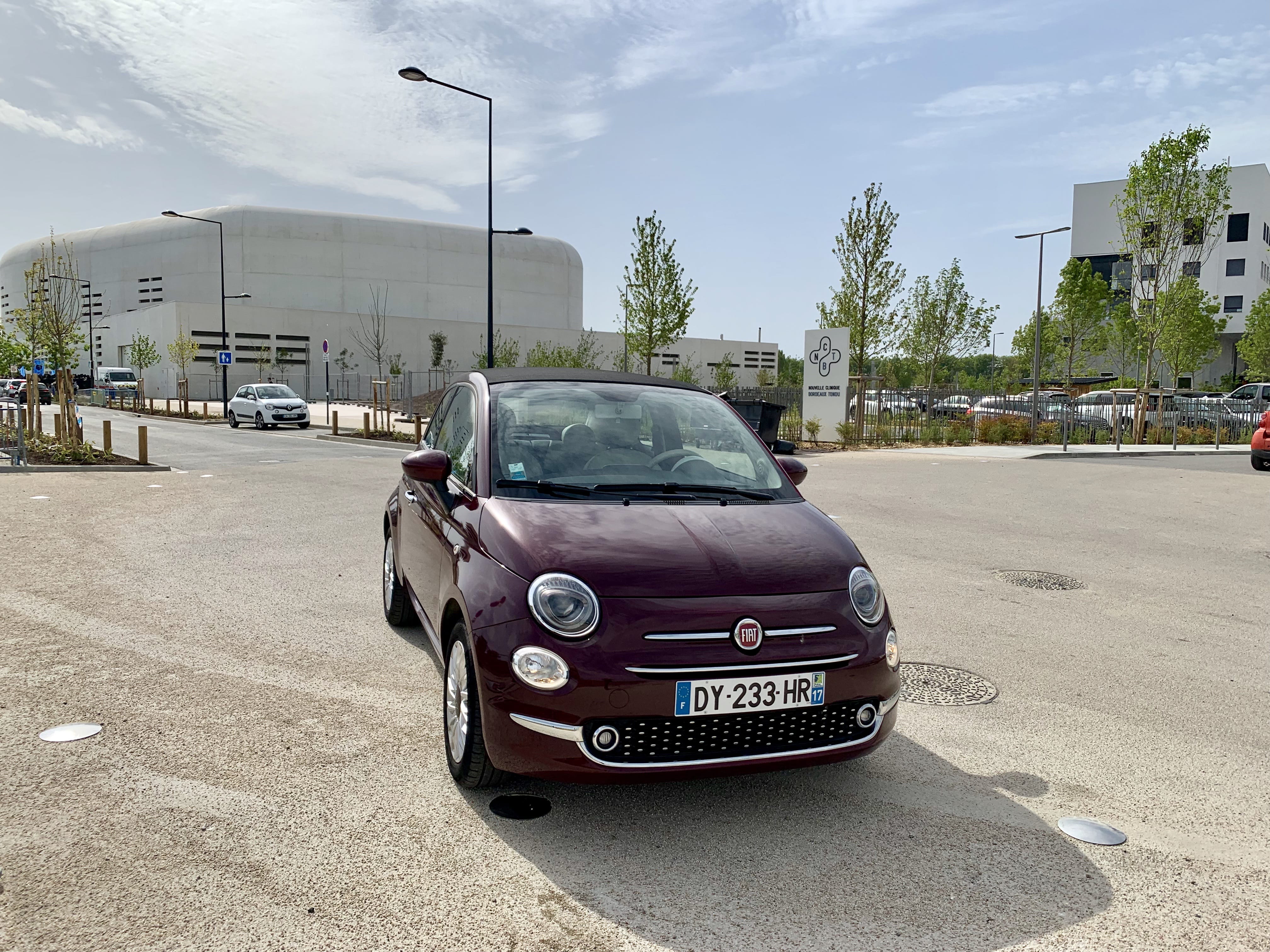 Fiat 500 C  Partez à l’aventure avec notre Fiat 500 Cab – Style, Confort et Liberté à Bordeaux avec Entrée audio / iPod