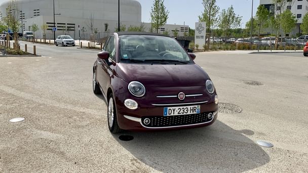Fiat 500 C Partez à l’aventure avec notre Fiat 500 Cab – Style, Confort et Liberté à Bordeaux avec Entrée audio / iPod