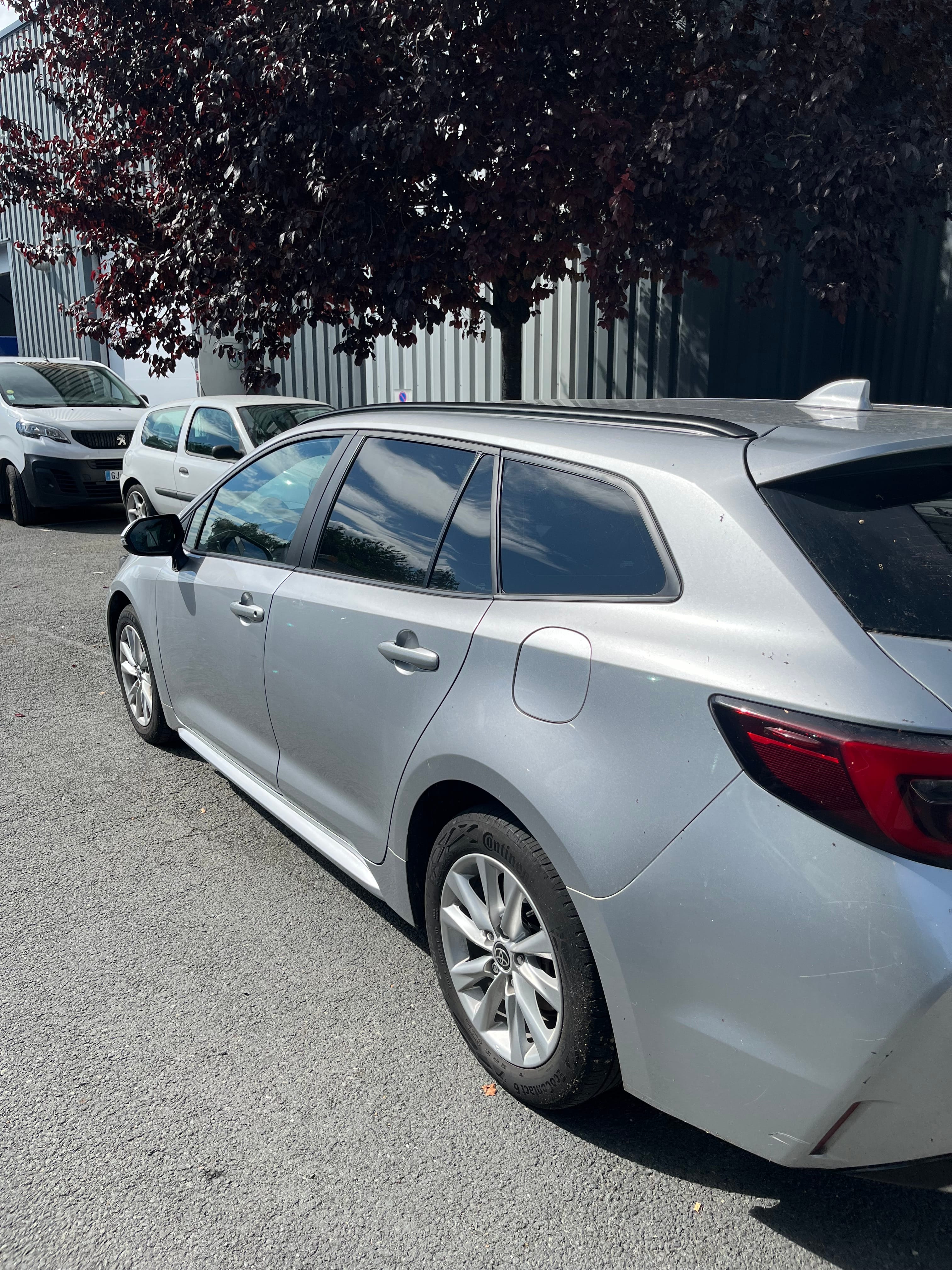 Toyota Corolla Break Hybride, 2023, Essence 98, automatique