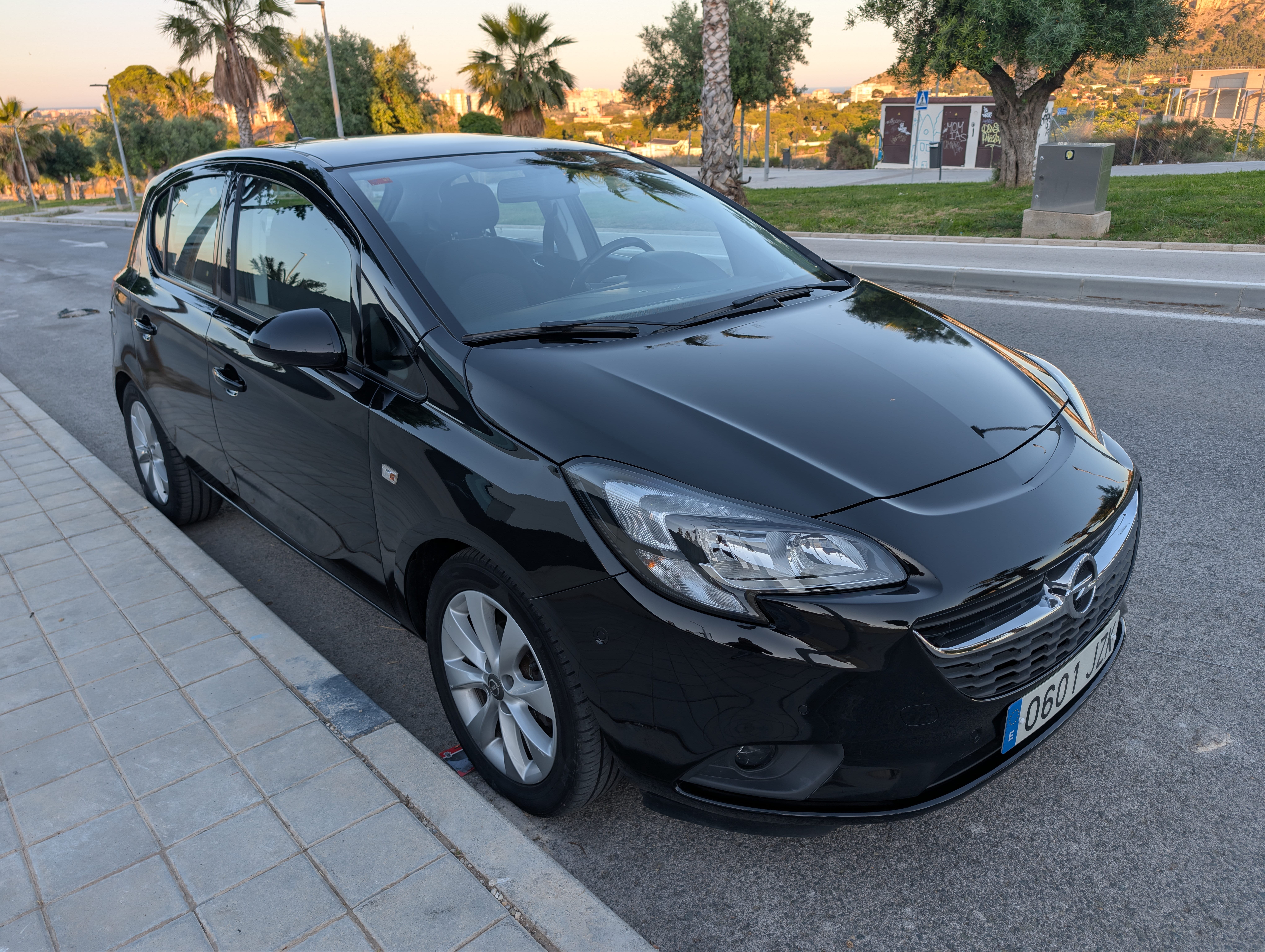 Opel Corsa-E, 2017, Gasolina 95