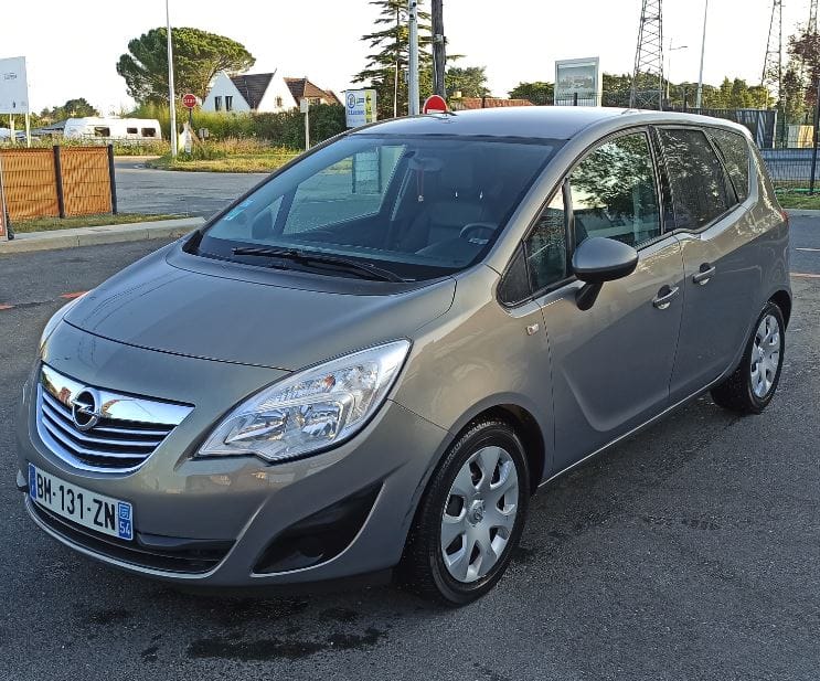 Opel Meriva 1.4, 2011, Essence 98