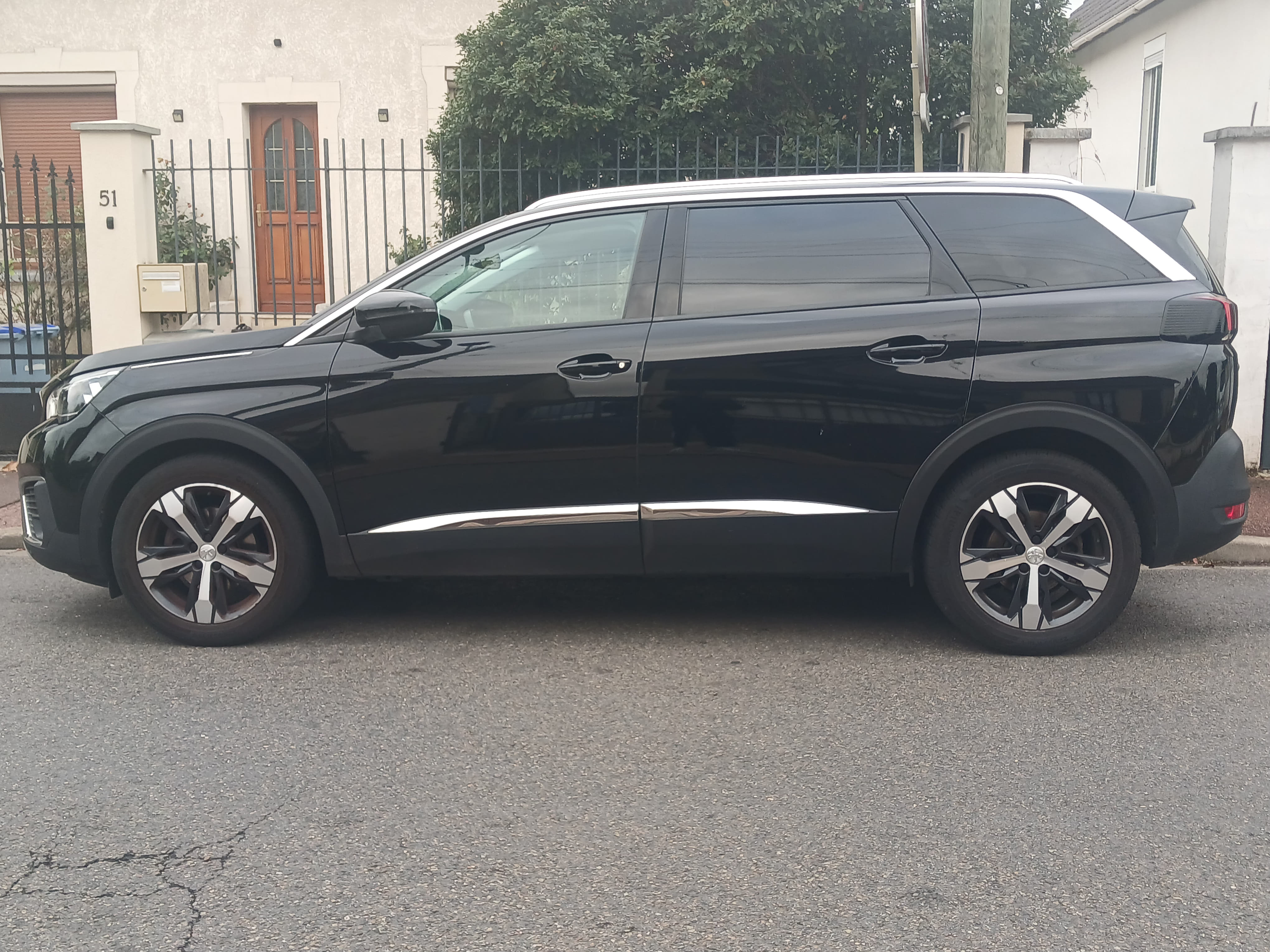 Peugeot 5008 Allure avec Climatisation