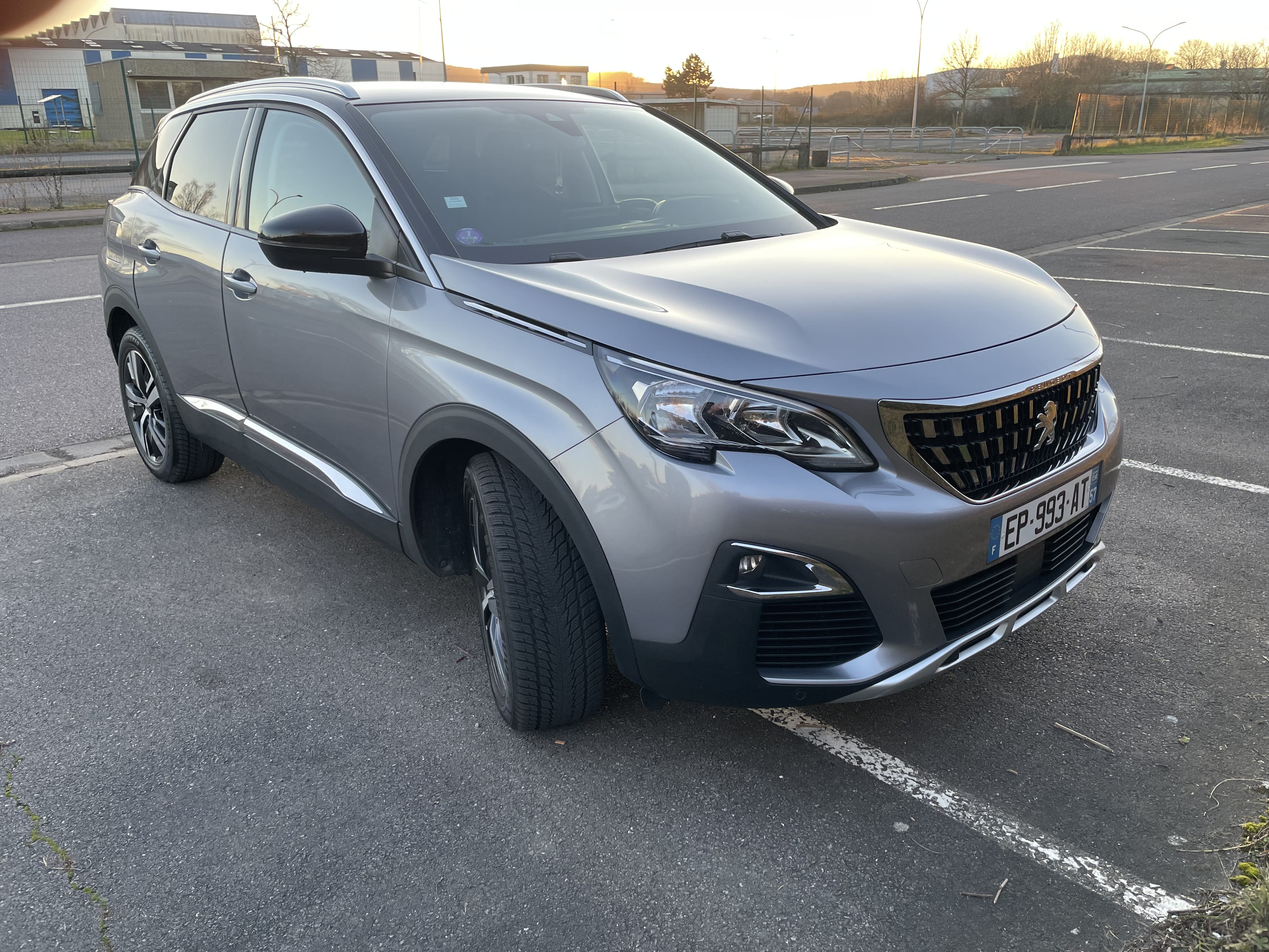 Peugeot 3008 avec Apple CarPlay