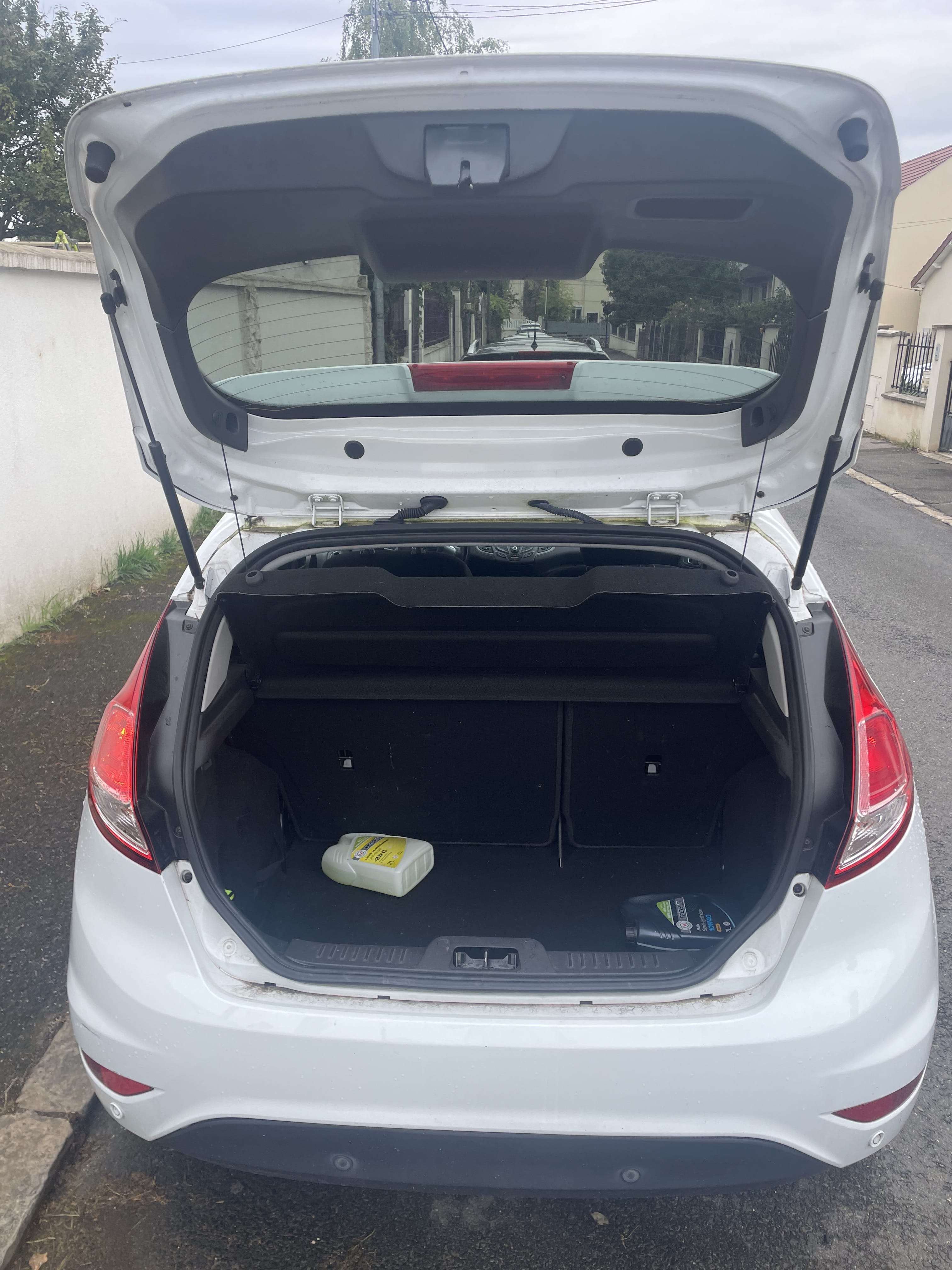 Ford Fiesta avec Audio Bluetooth