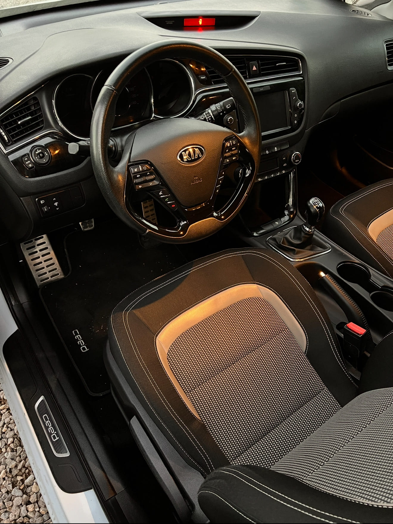 Kia Cee'd con Apple CarPlay