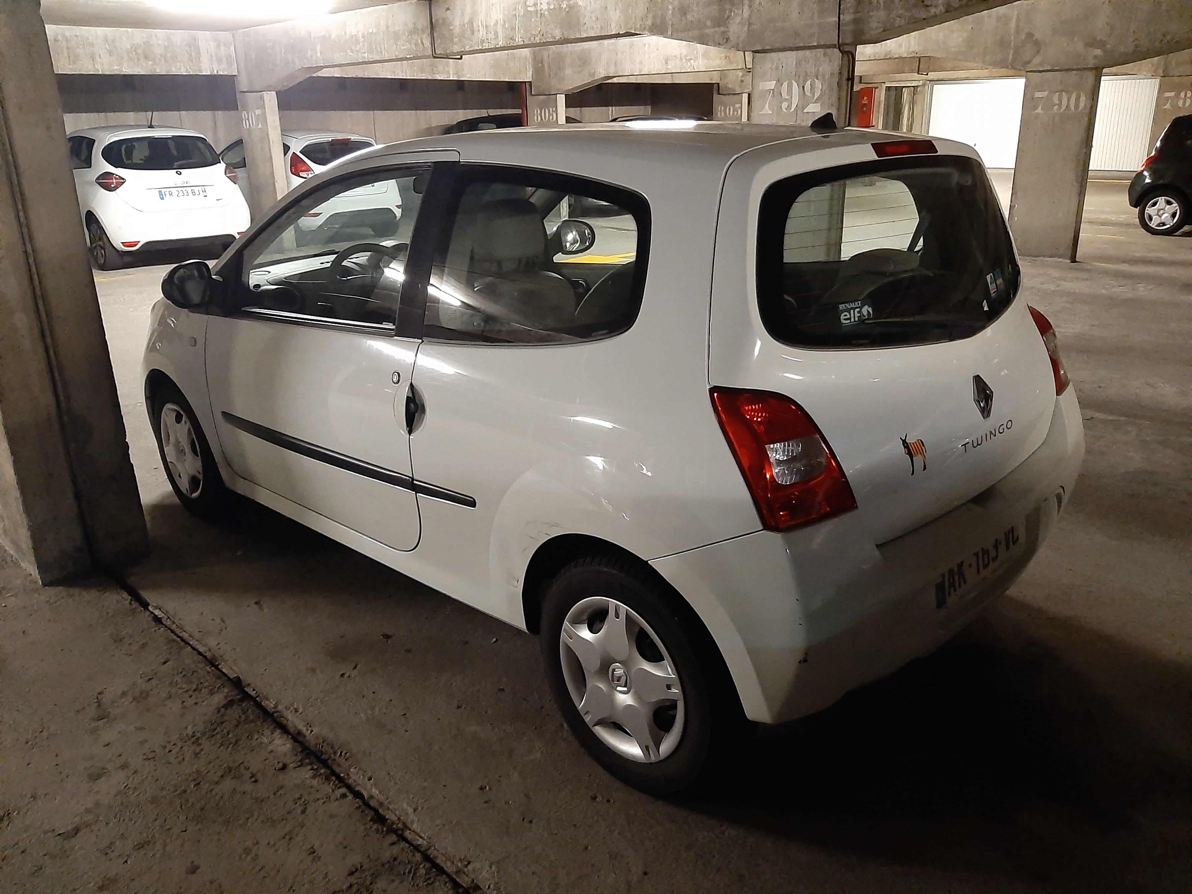 Renault Twingo II avec Pneus neige