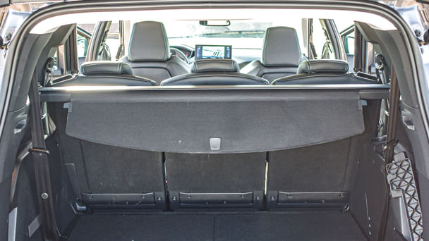 Peugeot 5008 avec Entrée audio / iPod