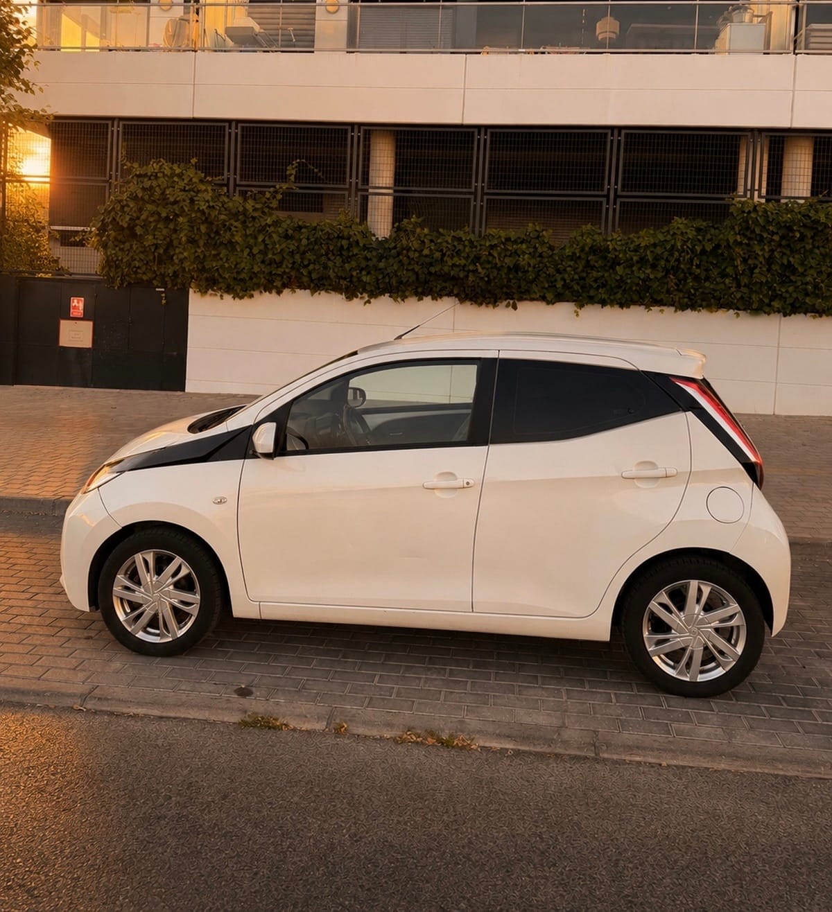 Toyota Aygo X Automático con Aire acondicionado