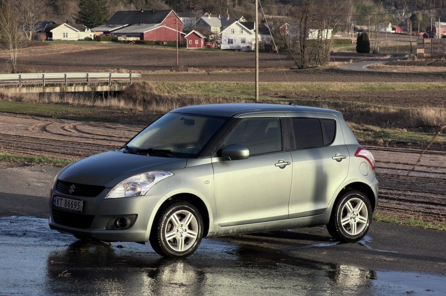 Suzuki Swift 4x4, 2013, Blyfri 95