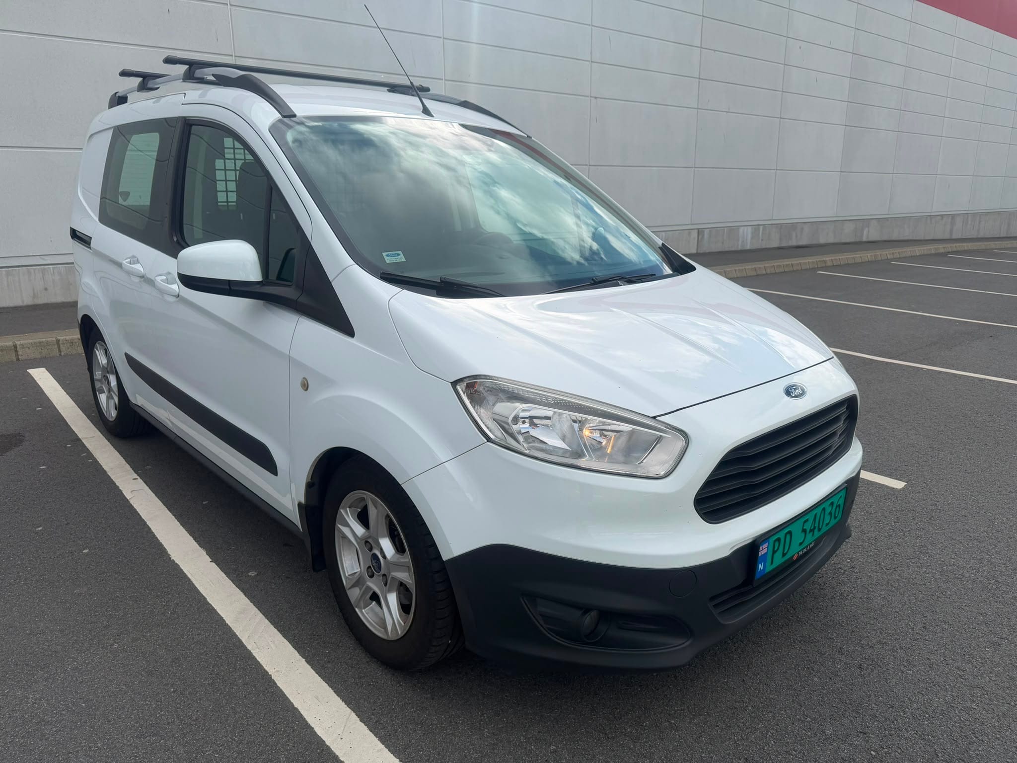 Ford Transit Courier Varebil